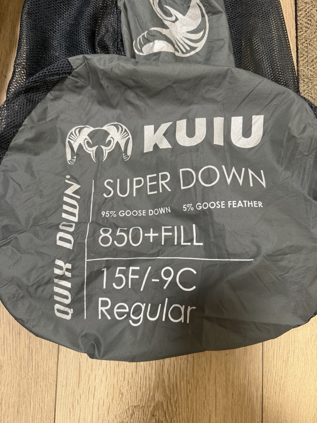 KUIU Super Down 850+ Fill 15F/-9C Mummy Sleeping Bag Regular Black