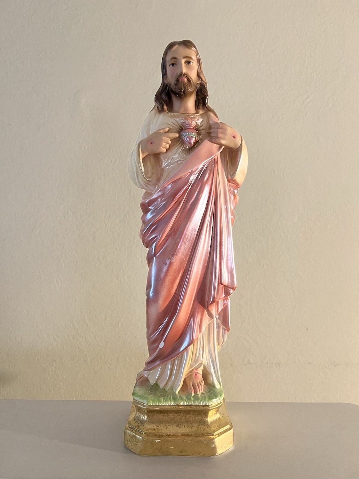 Columbia Vintage Chalkware Jesús 1973