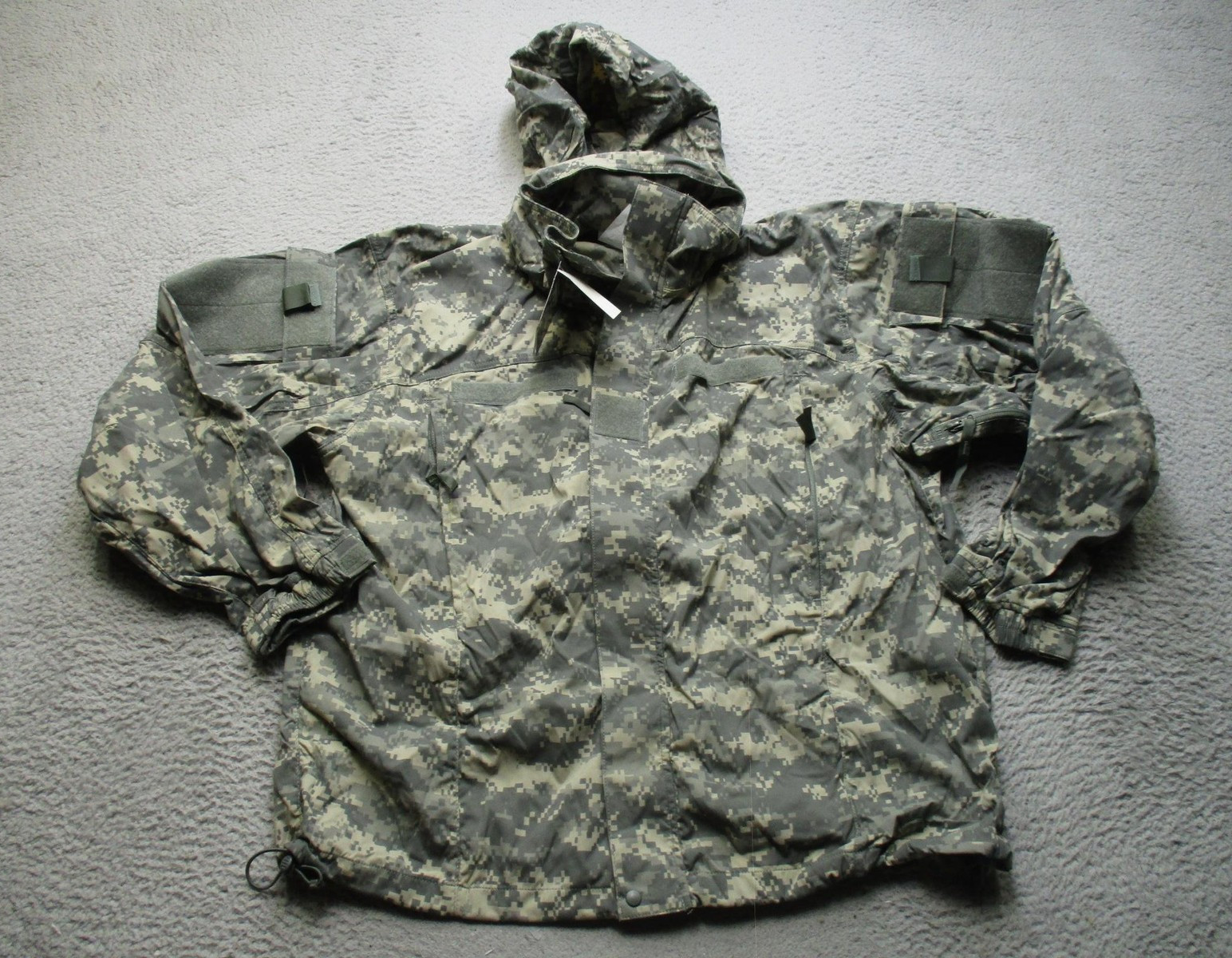 Propper GEN III ECWCS Jacket Mens L Gray Camo Level 5 Soft Shell Cold Weather