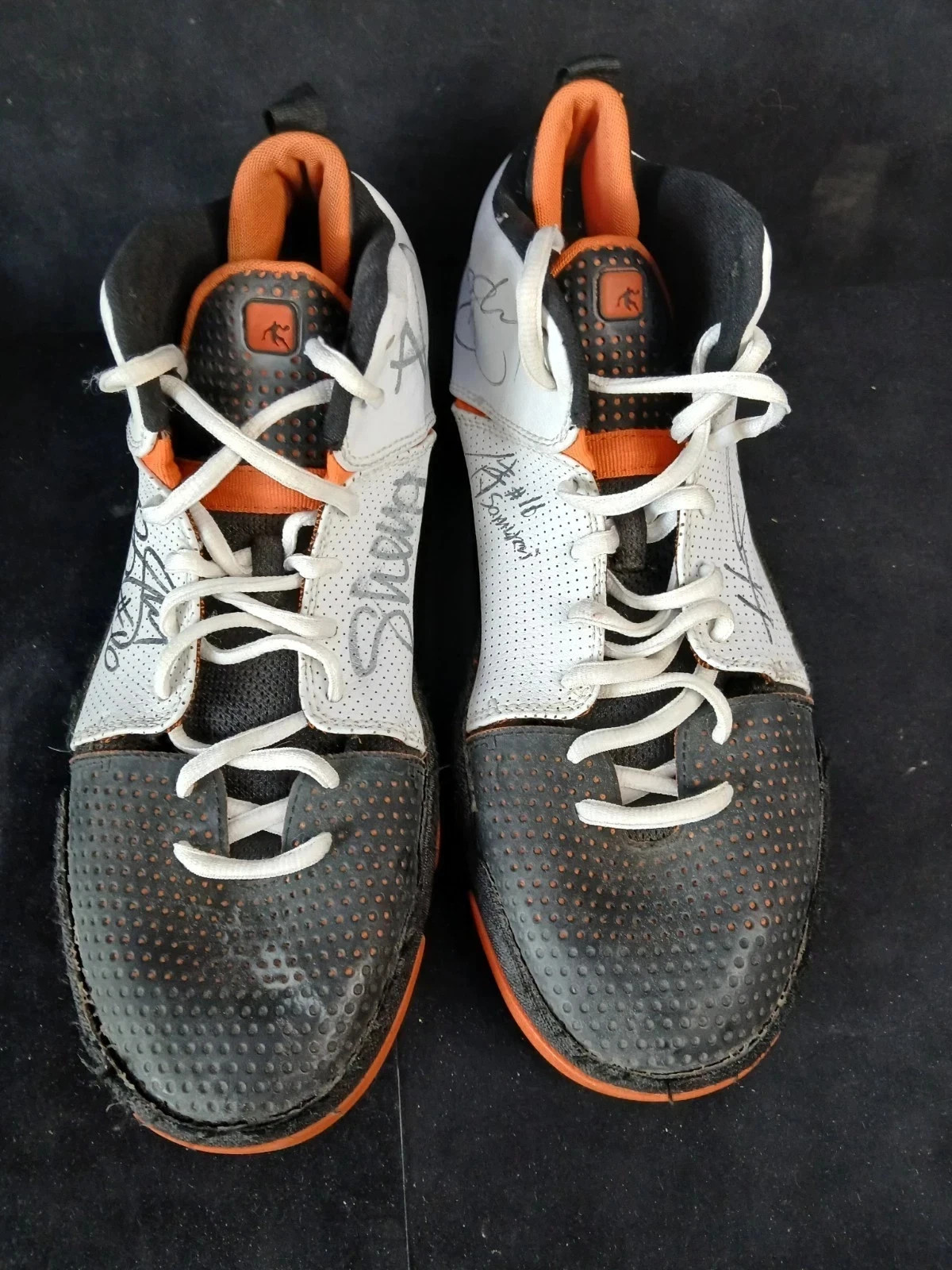 Mixtape Tour AND1 Signed Shoes - (10) Signatures Size 11 (2003-2006)
