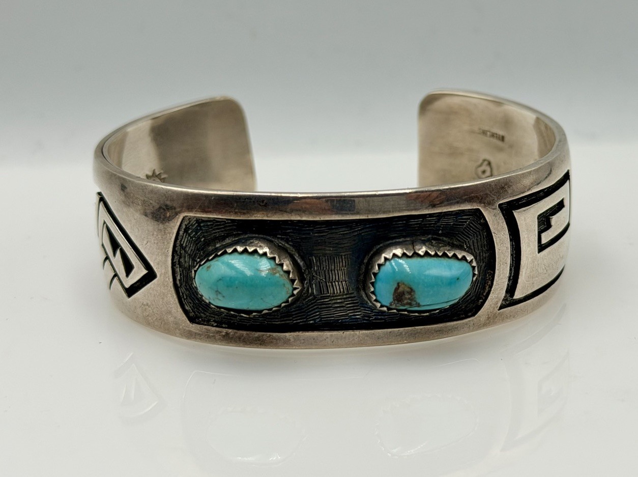 Vintage Hopi Signed Native American Sterling Silver Blue Turquoise Cuff Bracelet Vintage Hopi Signed Native American Sterling Silver Blue Turquoise Cuff Bracelet
