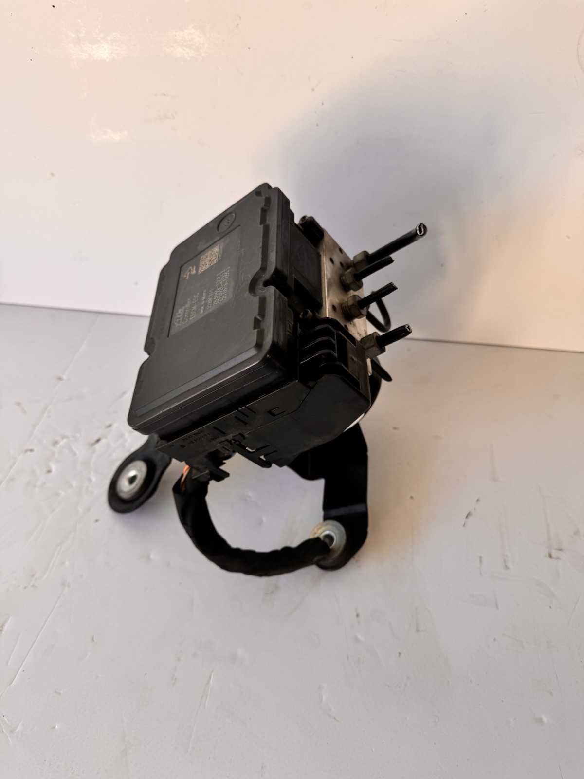 11-16 CADILLAC SRX ABS ANTI LOCK BRAKE PUMP WITH MODULE 22890292 OEM 11-16 CADILLAC SRX ABS ANTI LOCK BRAKE PUMP WITH MODULE 22890292 OEM