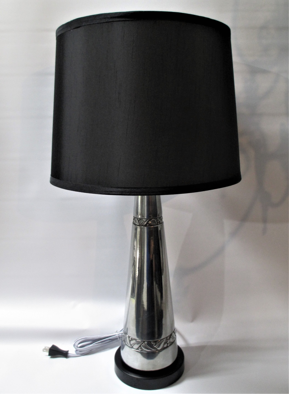Vintage MCM Table Lamp Polished Cast Aluminum Black Base Modernist 26\