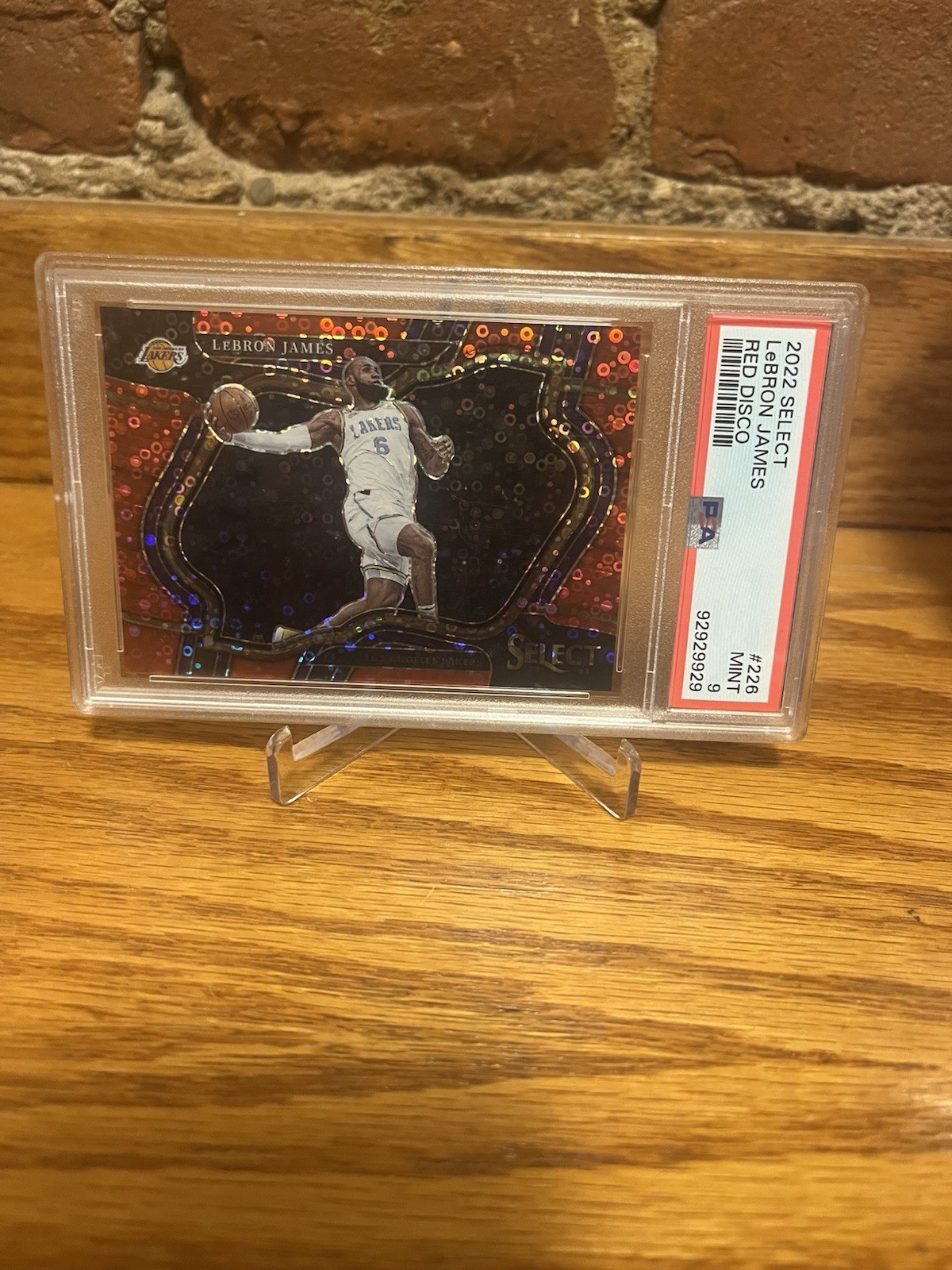 LeBron James 2022 Select Courtside Red Disco /49 PSA 9