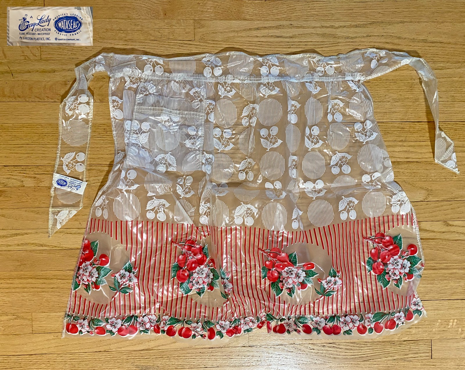 Vintage 50s Gay Lady Wataseal Vinyl Apron Cherries Novelty EX VGC