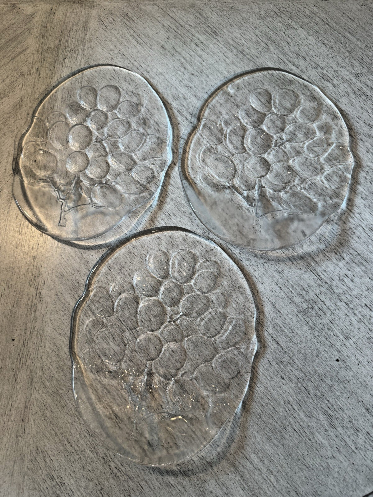 1970s Kosta Boda Kosgrap Glass Serving Plate Ann Wärff Grape Design Sweden Art 1970s Kosta Boda Kosgrap Glass Serving Plate Ann Wärff Grape Design Sweden Art