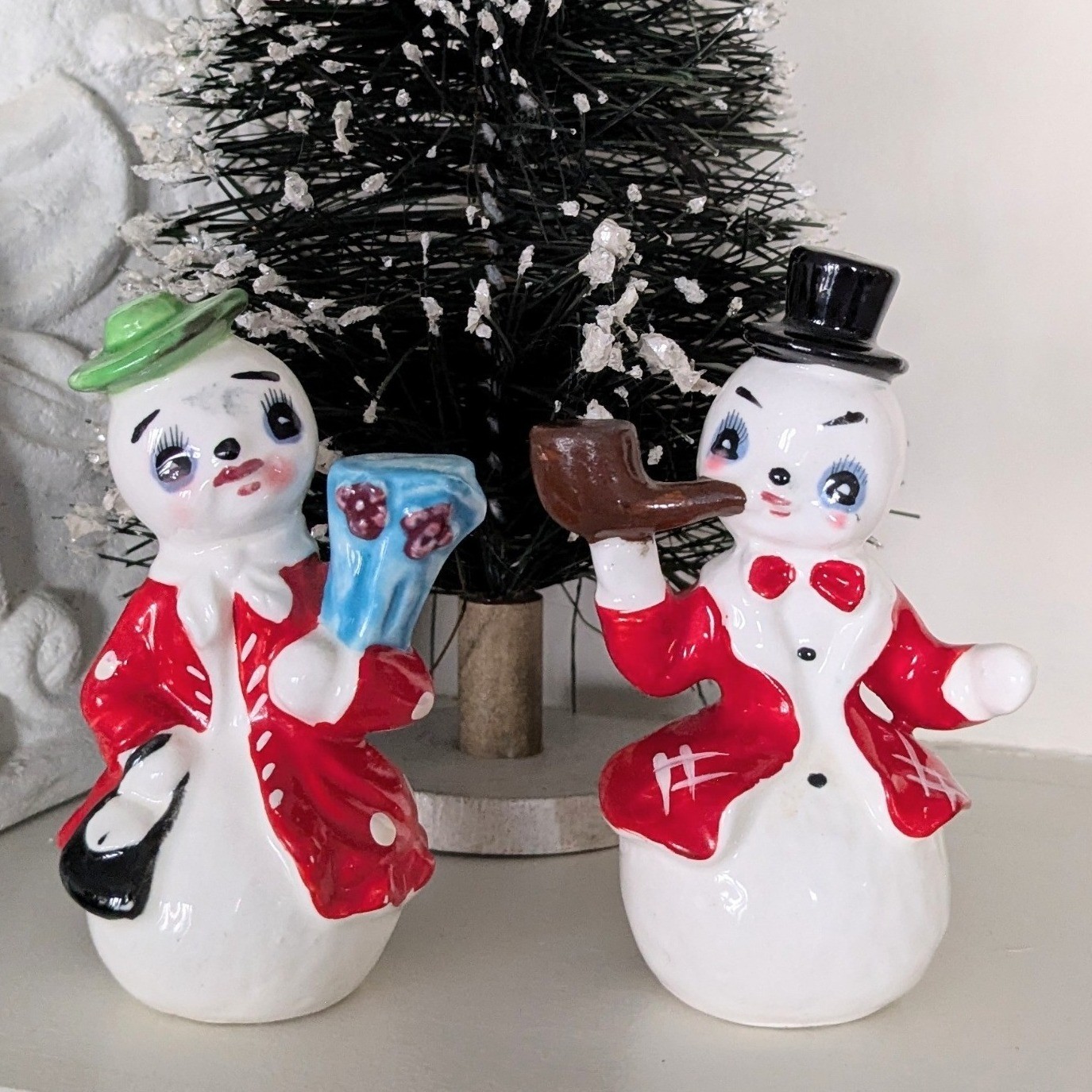 Rare Vintage Artmark Ceramic Snowman Couple Salt Pepper Shakers Japan HH Era Rare Vintage Artmark Ceramic Snowman Couple Salt Pepper Shakers Japan HH Era