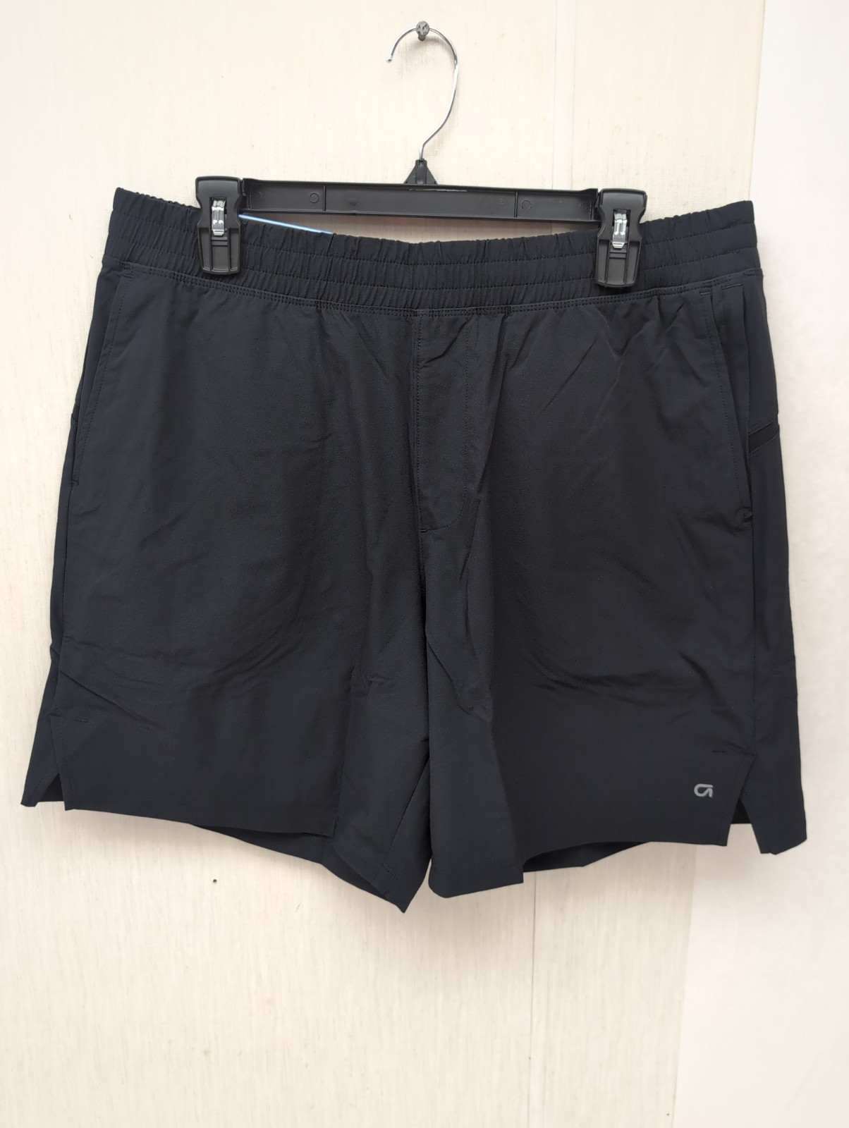 GapFit Men\'s Lightweight Moisture Wicking Active Short Black Sz Lg