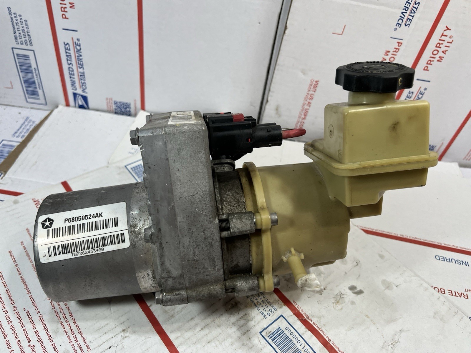 11-18 DODGE CHARGER / 11-14 300 ELECTRIC POWER STEERING PUMP P68059524Ak OEM 11-18 DODGE CHARGER / 11-14 300 ELECTRIC POWER STEERING PUMP P68059524Ak OEM