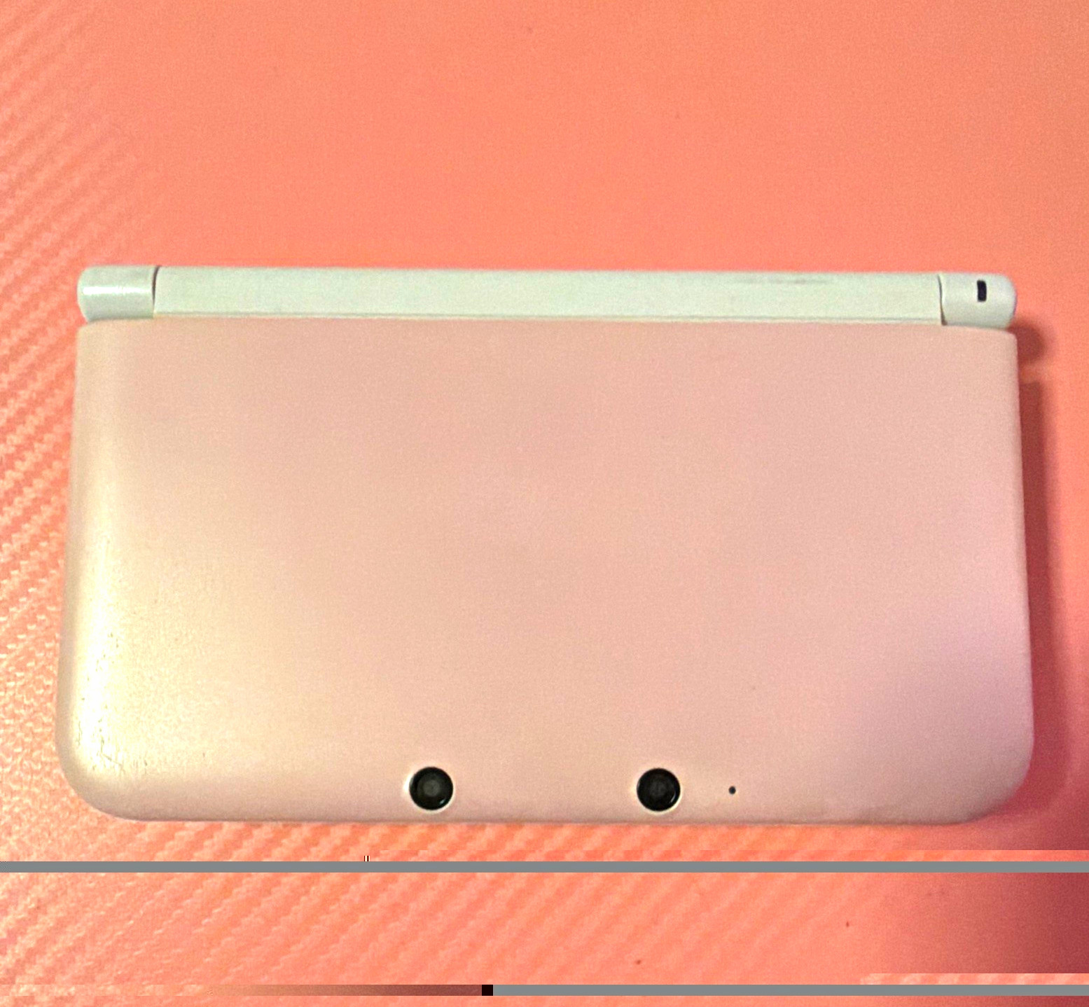 Nintendo 3DS XL Handheld System Pink/White w/ Stylus + Game Card