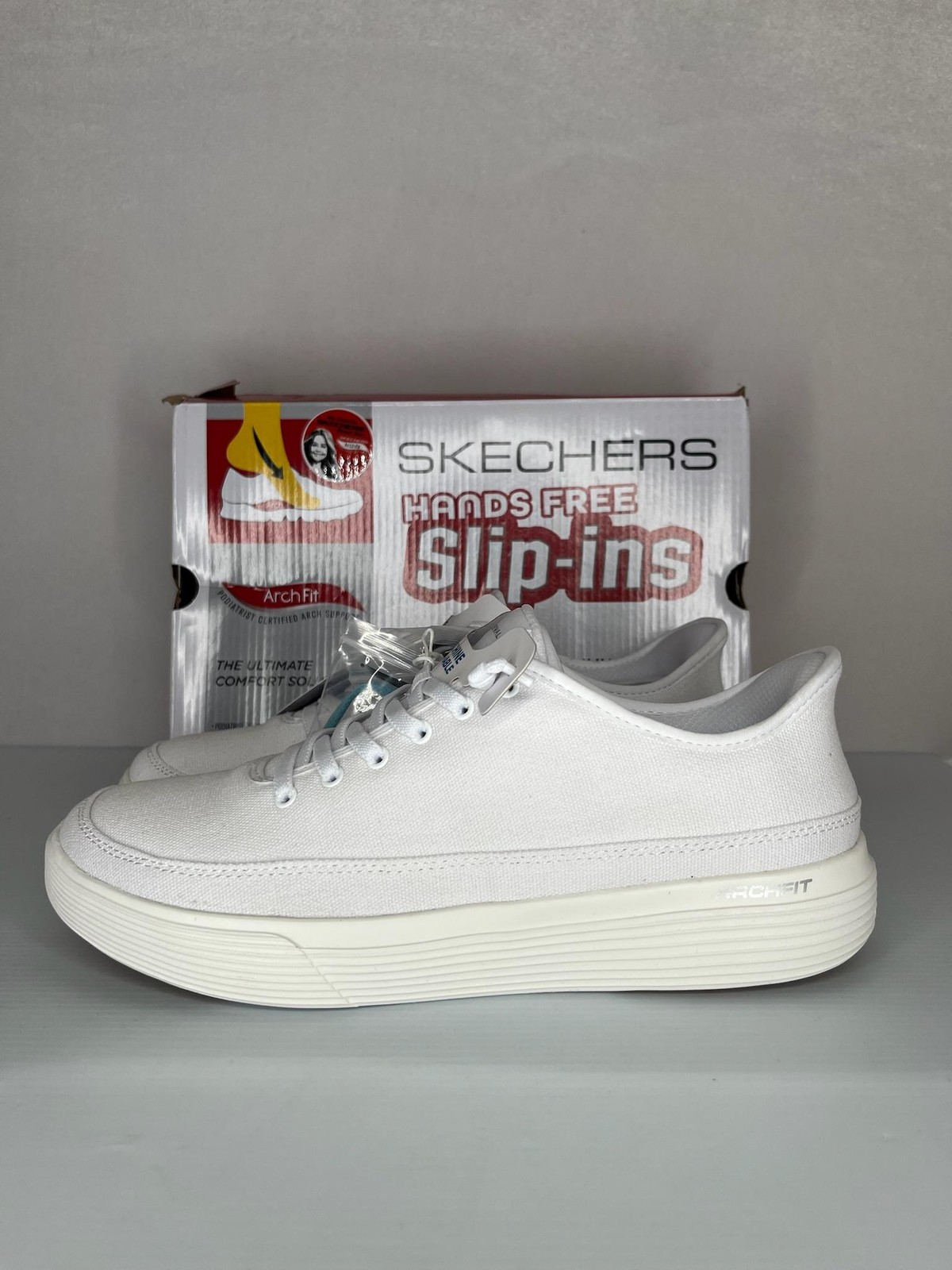 Skechers Shoes Womens 8.5 White GOwalk Commuter Berlin Arch Fit Slip-Ins NEW