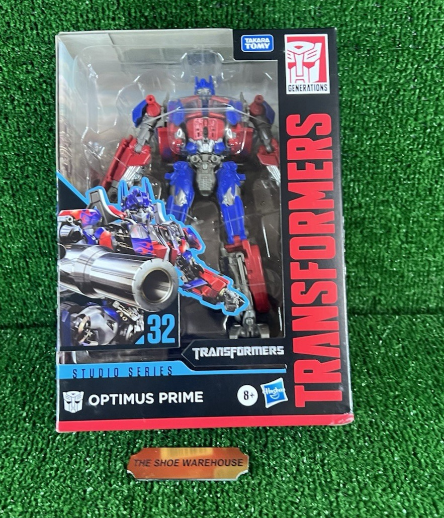 Transformers Studio Series #32 Voyager Class Optimus Prime Action Figure NEW Transformers Studio Series #32 Voyager Class Optimus Prime Action Figure NEW