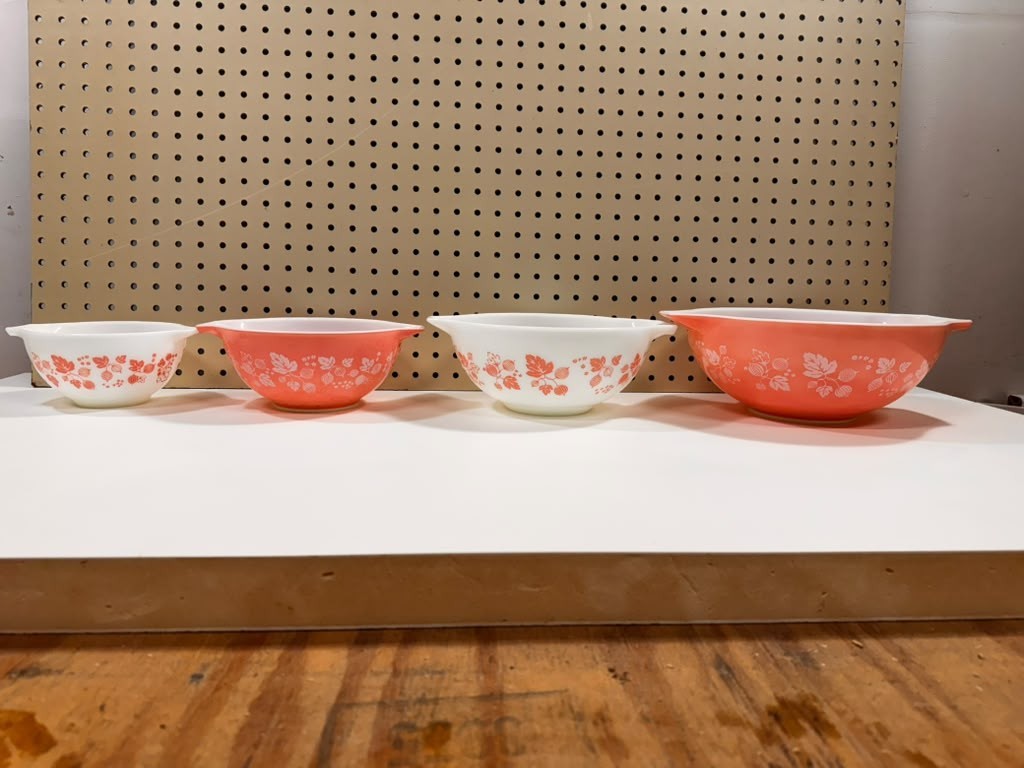Pyrex Vintage Gooseberry Cinderella Pink White Nesting Mixing Bowl 4 Piece Set Pyrex Vintage Gooseberry Cinderella Pink White Nesting Mixing Bowl 4 Piece Set