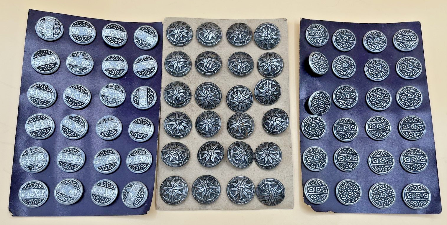Antique Austrian Metal Buttons 3 Dealer Cards 72 Buttons Edelweiss Trachten Lot Antique Austrian Metal Buttons 3 Dealer Cards 72 Buttons Edelweiss Trachten Lot