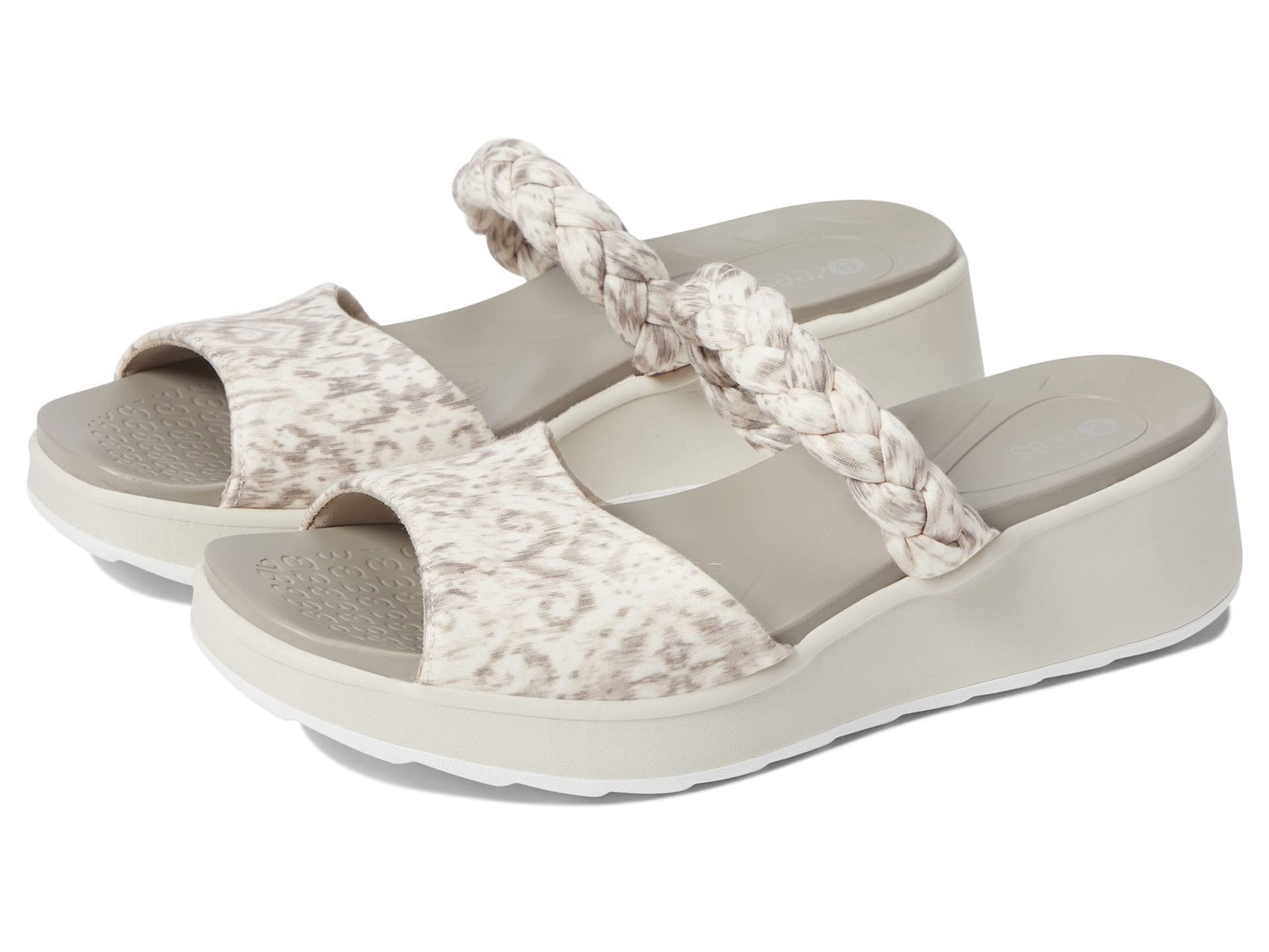 BZees Womens New Wave Slide Sandal Natural Ikat Print (Women\'s Size 6) BZees Womens New Wave Slide Sandal Natural Ikat Print (Women\'s Size 6)