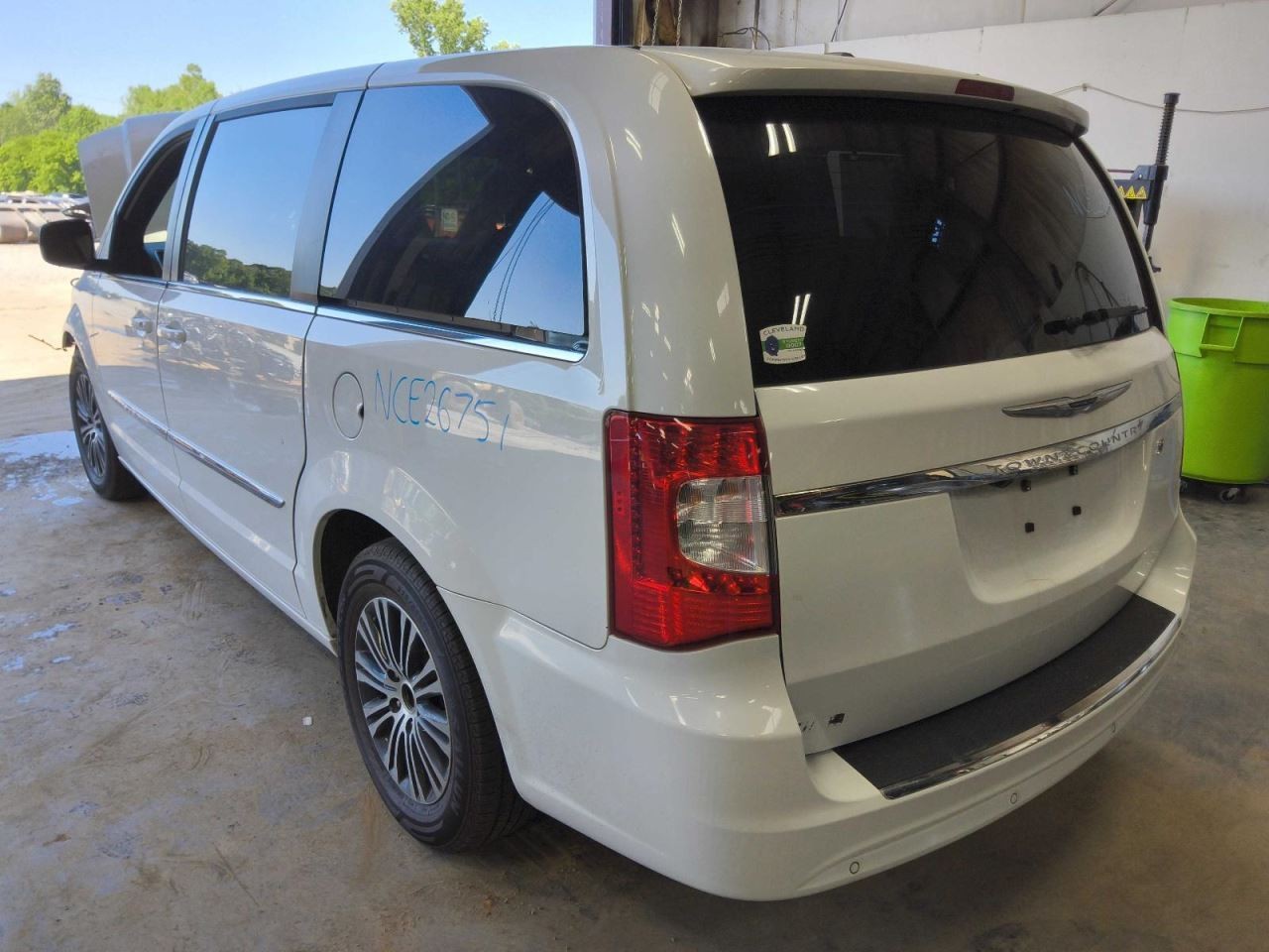 AC Compressor With Rear AC Fits 11-20 CARAVAN 774203