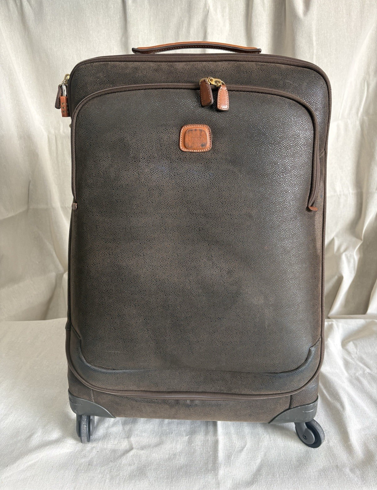 Bric\'s Life Collection Olive 30” Soft Spinner Suitcase w/dust cover And Lock