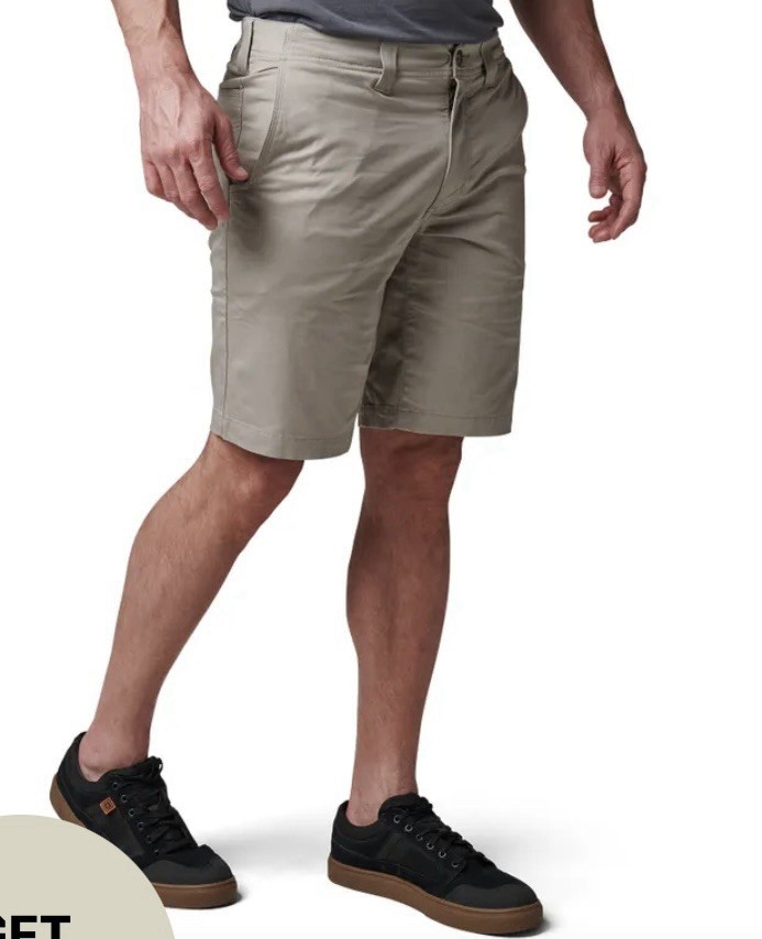 5.11 Men\'s Aramis Short Badlands Tan Size 40