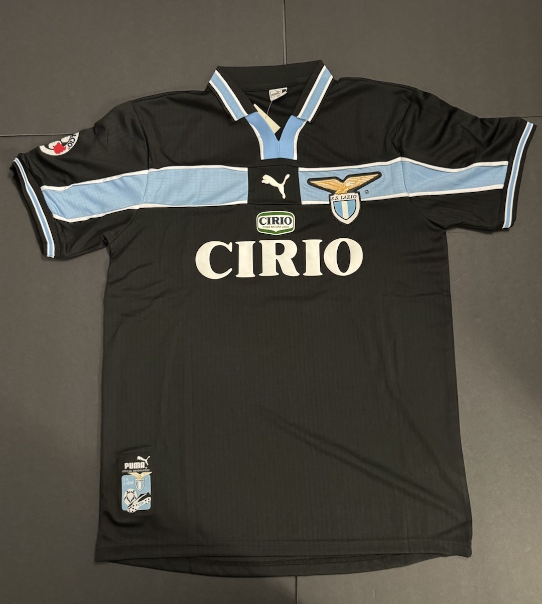 Salas #9 Lazio 98/99 Black Away Retro Jersey Size Extra Large Salas #9 Lazio 98/99 Black Away Retro Jersey Size Extra Large