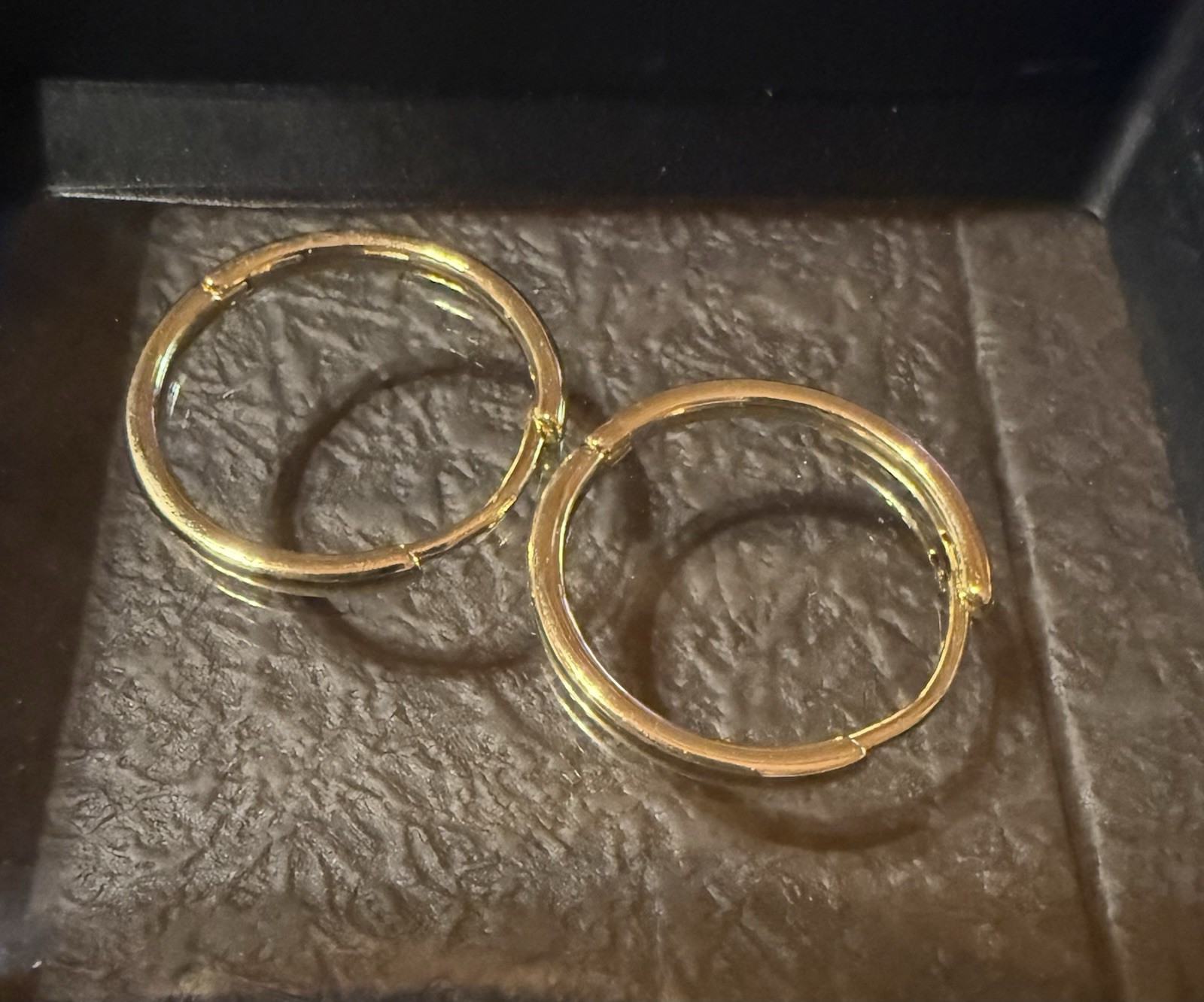 14k Yellow Gold 24mm Continuos Hoop Earrings 2mm New