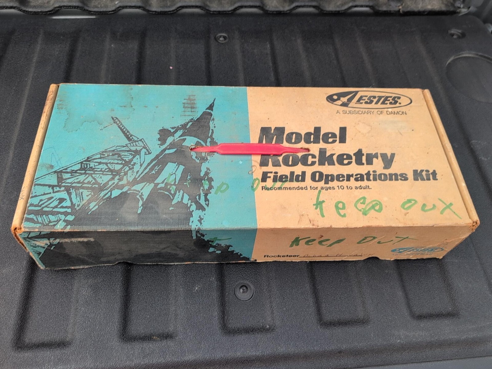 1979 Vintage Estes Model Rocketry Field Operations Kit KS-8-1407 Launcher Parts 1979 Vintage Estes Model Rocketry Field Operations Kit KS-8-1407 Launcher Parts