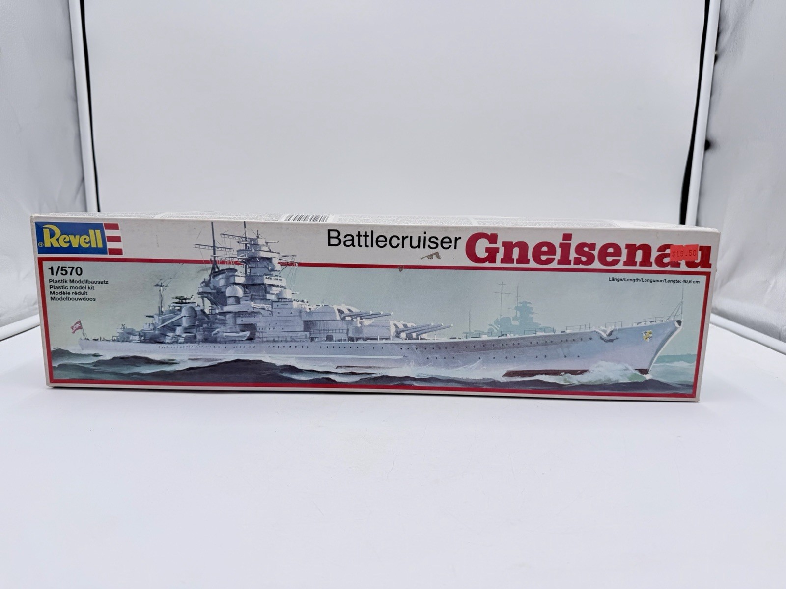 VTG Revell Gneisenau German Battleship Model Kit 1/570 Scale 5043 Skill 4 RARE