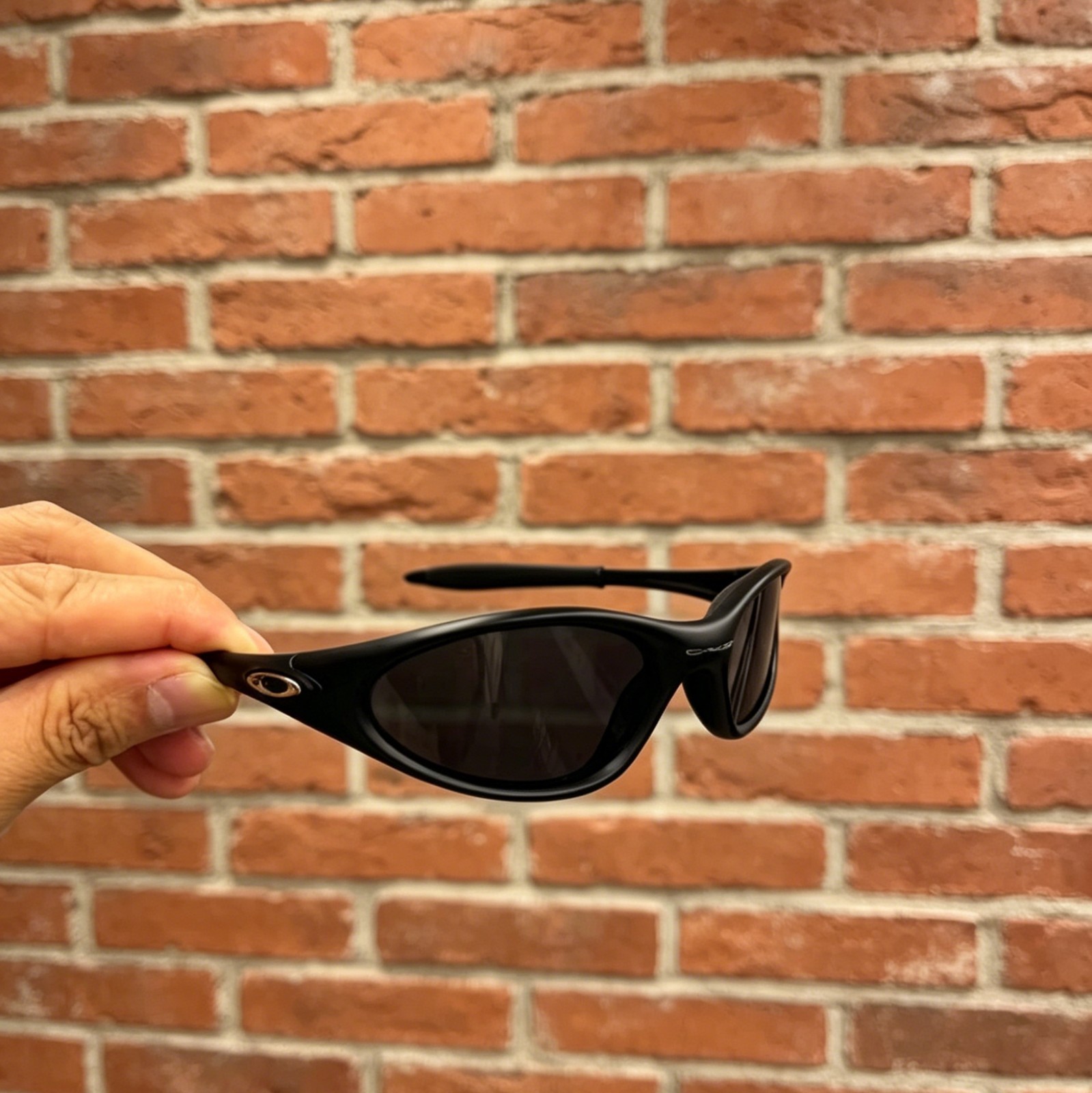 Retro Oakley Minute Gen1 Minute1.0 Sunglasses Black Frame Dark Lenses