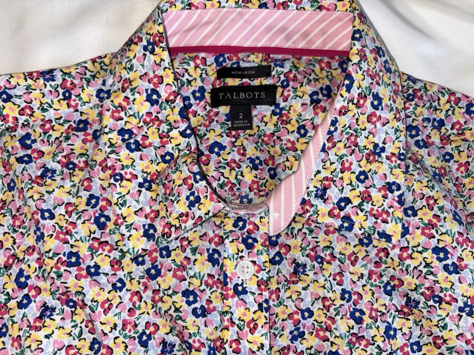 Talbots Perfect Shirt Tossed Floral Ditsy Pink White Cotton Stretch Spring EUC