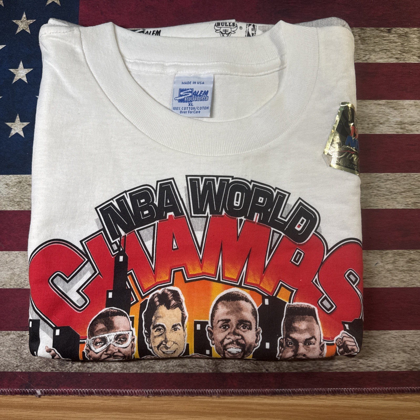 Vintage Chicago BULLS 1992 NBA World Champs Back to Back  Salem T Shirt XL