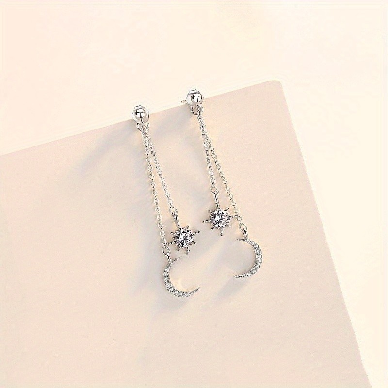 Women\'s Long Tassel Ear Studs Inlaid Synthetic Zircon Star Moon Earrings Alloy Women\'s Long Tassel Ear Studs Inlaid Synthetic Zircon Star Moon Earrings Alloy