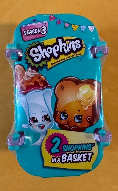 Shopkins Season 3 Set of 2 Shopkins in cute green Basket NEW SEALED Ships FREE Shopkins Season 3 Set of 2 Shopkins in cute green Basket NEW SEALED Ships FREE