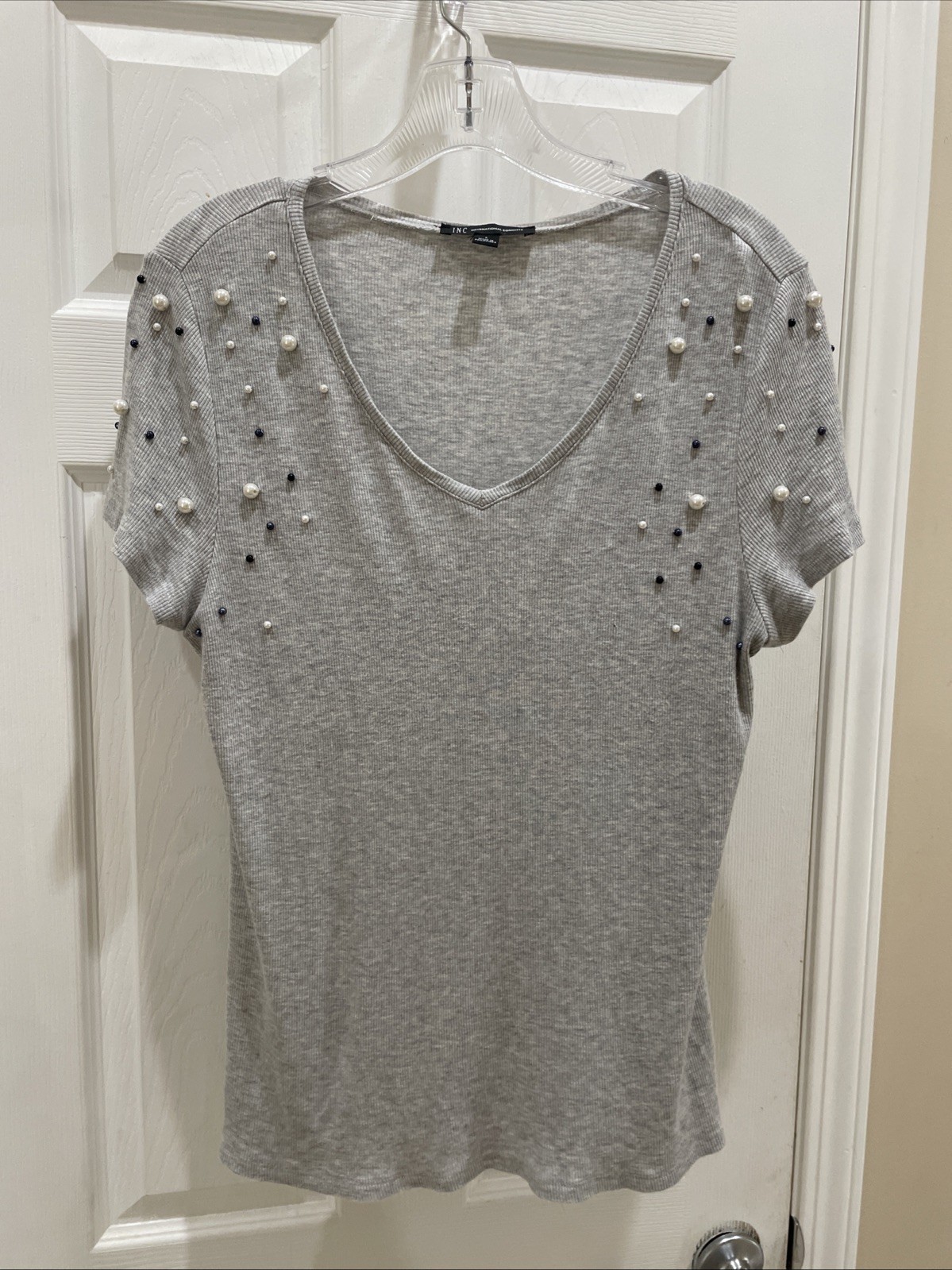 INC International Concepts Women Short sleeve Pretty Gray Bead Pullover Sz L