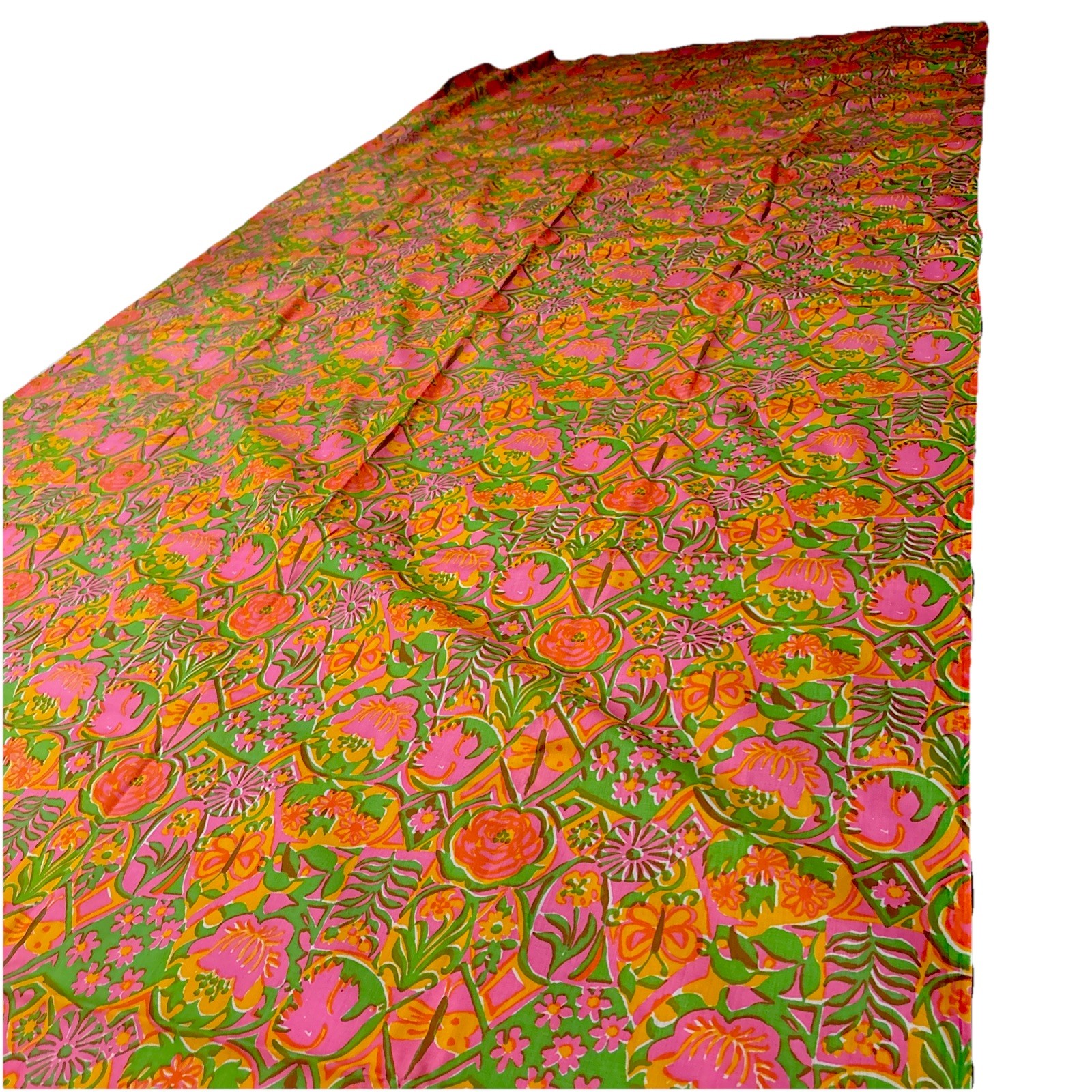 Vintage 80s Suzie Zuzek Vibrant and Retro Fabric 4.57 Yards Unaltered Fabric