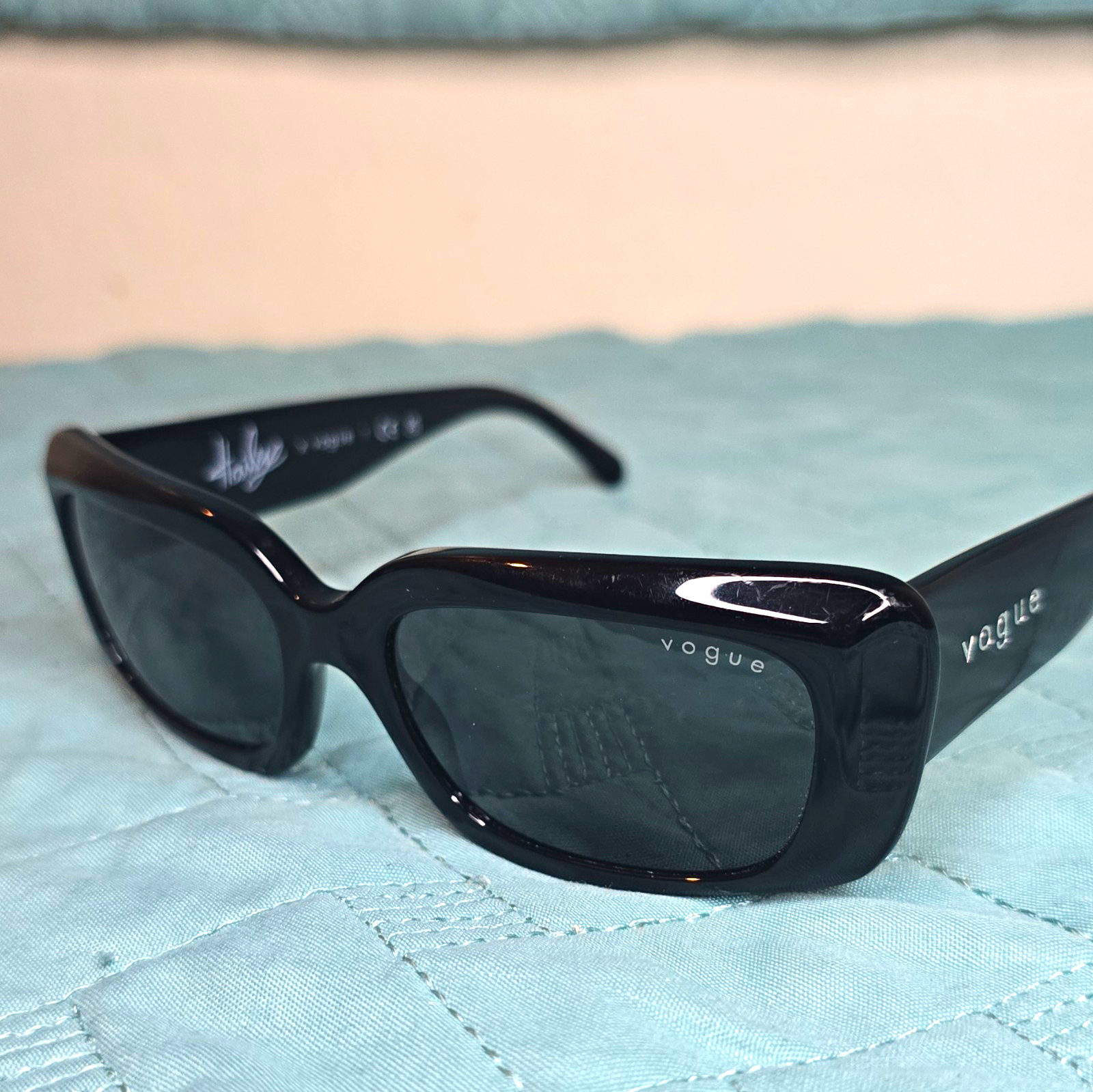 Vogue VO 5440-S Rectangle Sunglasses Black Plastic Frame Gray Tinted 135mm
