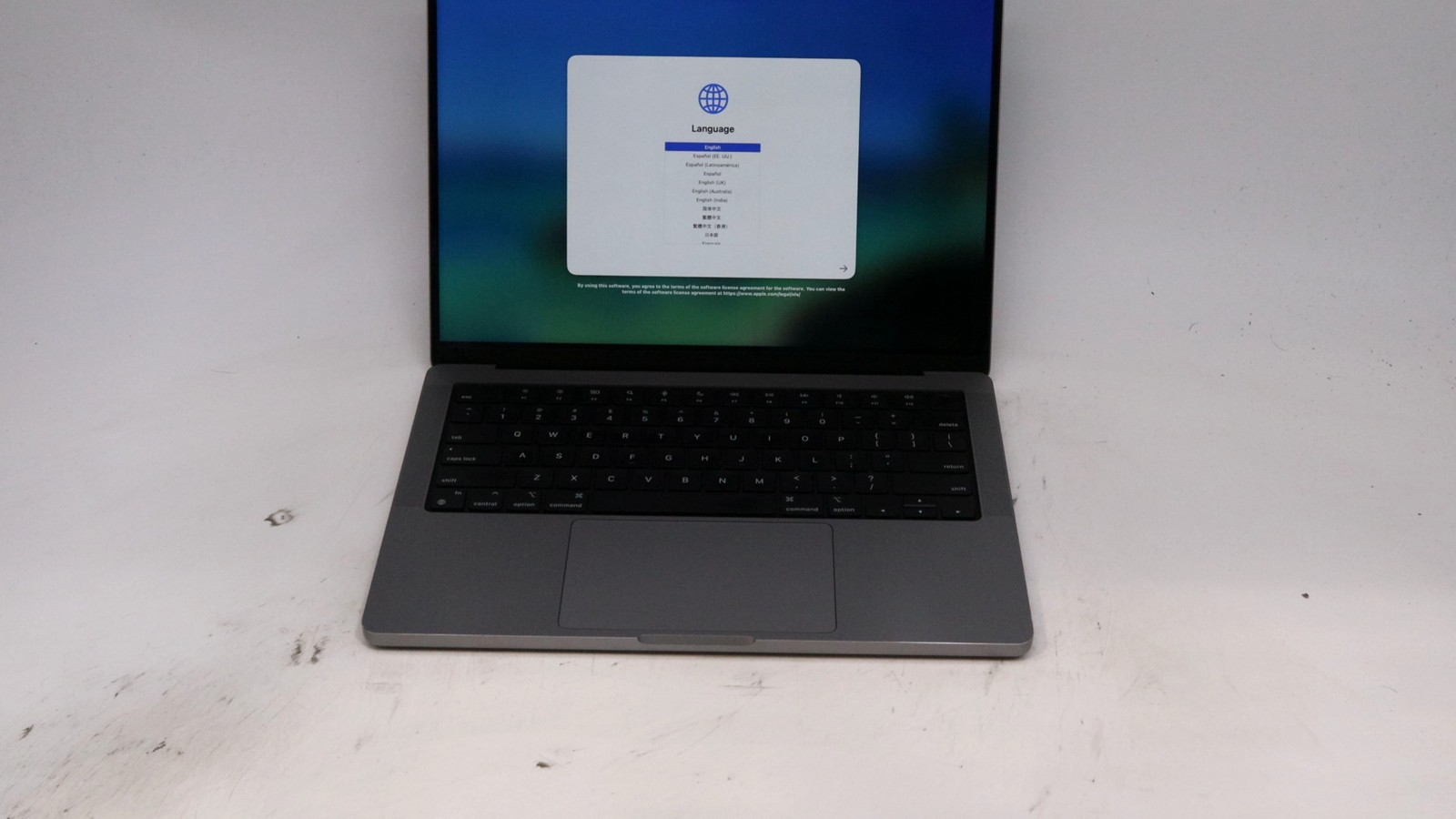 Apple Macbook Pro 14\