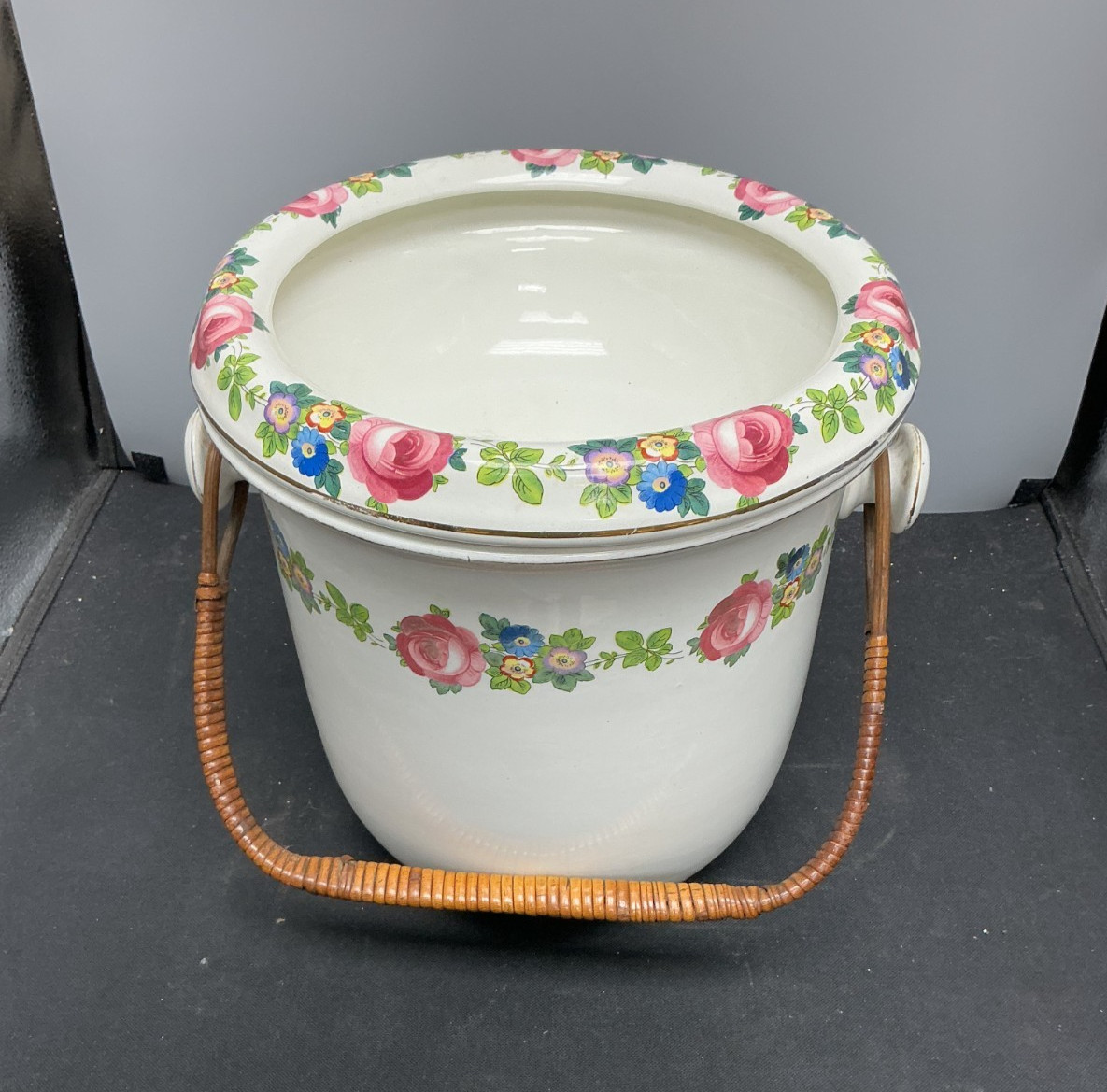 Antique Victorian John Maddock & Sons Slop Jar/Waste Bucket Original Insert Lid Antique Victorian John Maddock & Sons Slop Jar/Waste Bucket Original Insert Lid