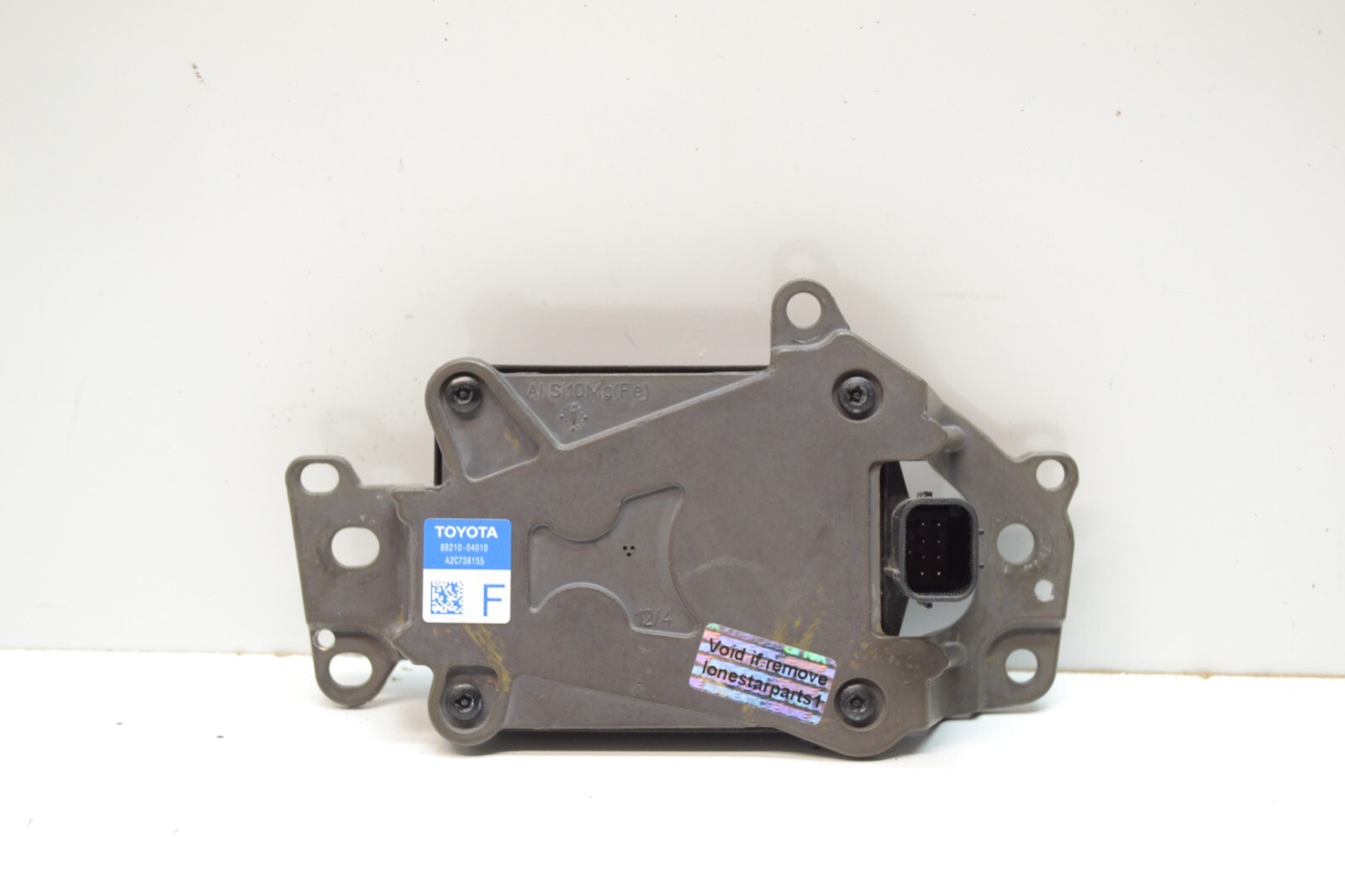 18 19 20 21 TOYOTA TACOMA FRONT RADAR DISTANCE SENSOR MODULE 88210 04010 USED