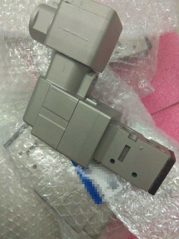 1PC New SMC 50-VF3-5T Solenoid Valve  50VF35T