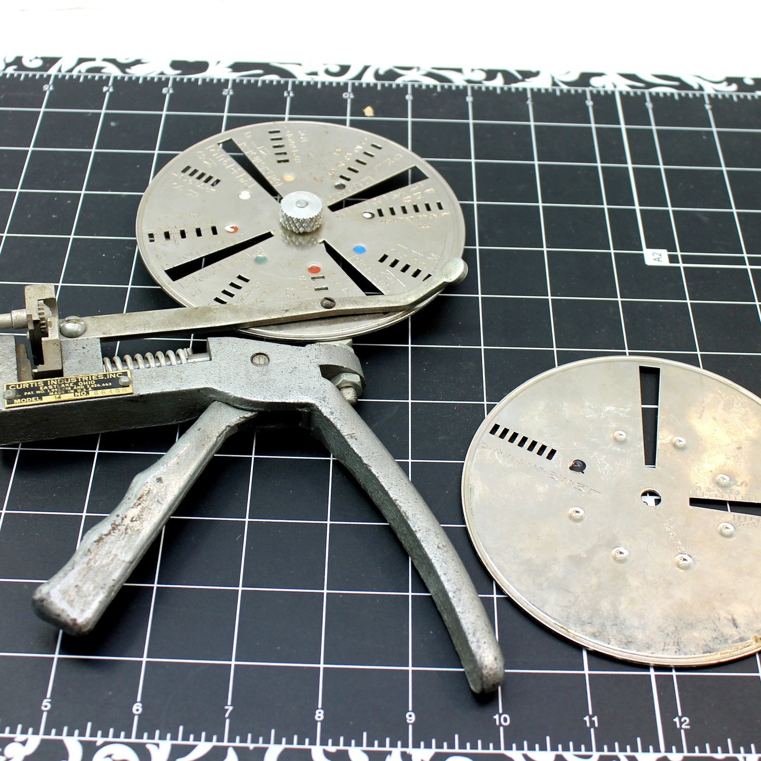 Vintage Curtis Industries Model 14 Indexing Punch Pliers Tool USA