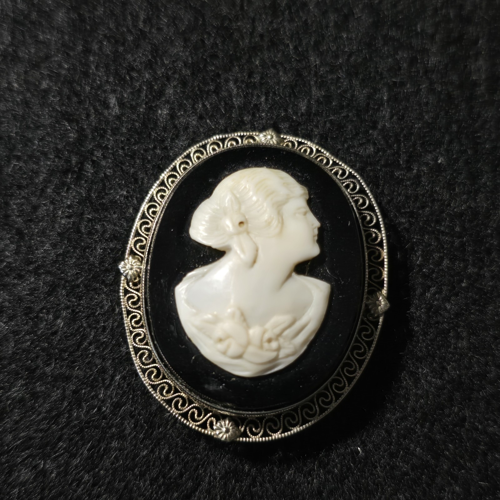 Antique 14k Gold Shell Cameo 1 3/8\
