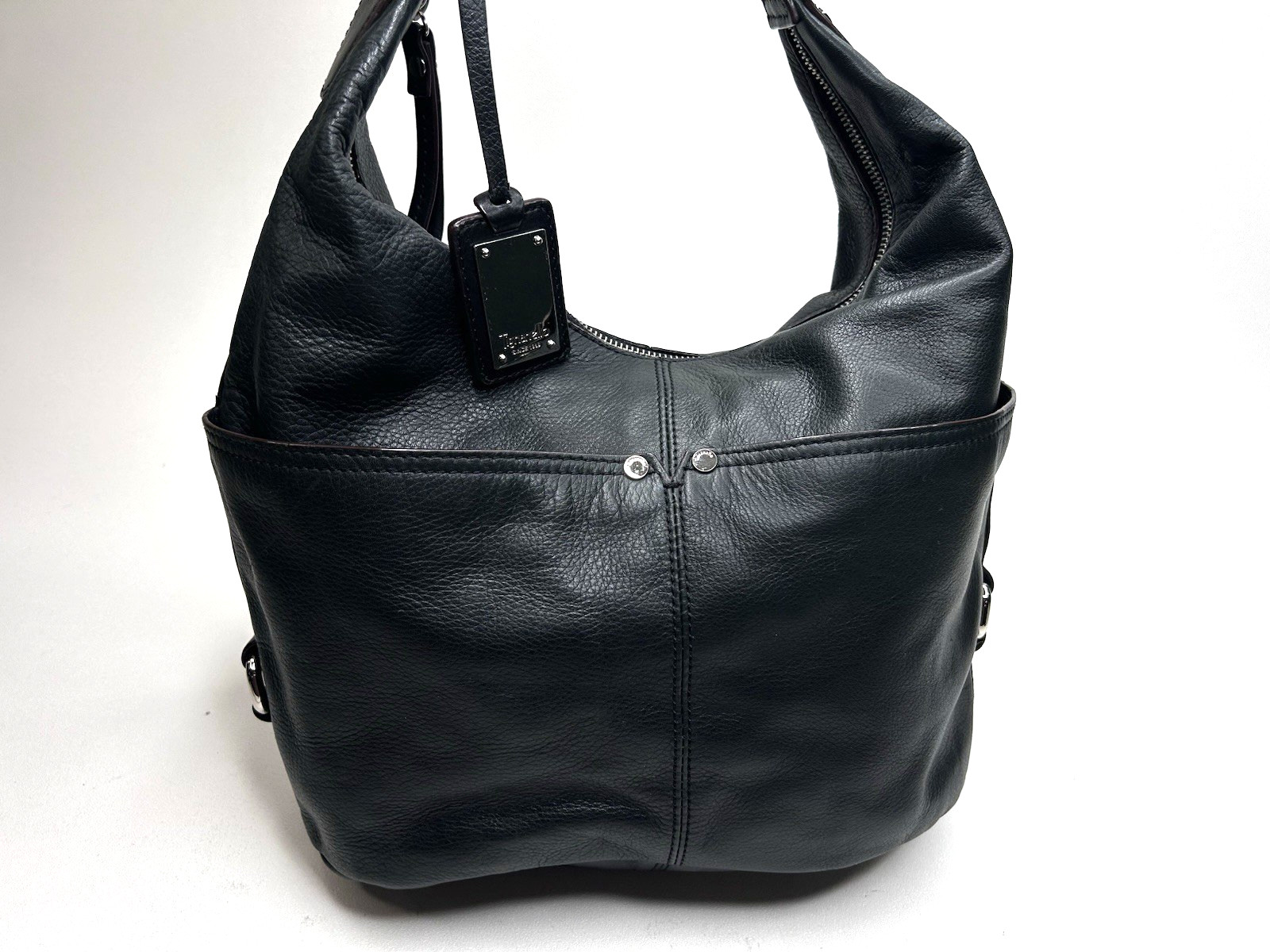 TIGNANELLO Black Leather Four Pockets Polished Hobo Shoulder Bag