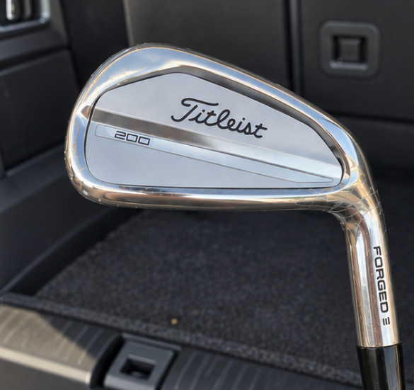 Titleist T200 Iron Set Right Handed Silver 4-9, Pitching Wedge, 48 Degree Titleist T200 Iron Set Right Handed Silver 4-9, Pitching Wedge, 48 Degree