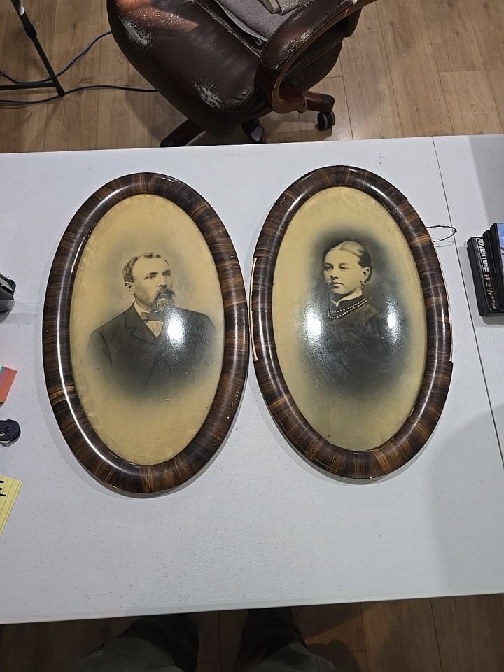 2 Antique Convex Bubble Glass Pictures Tiger Stripe Wood Frame Man & Woman 12x20 2 Antique Convex Bubble Glass Pictures Tiger Stripe Wood Frame Man & Woman 12x20