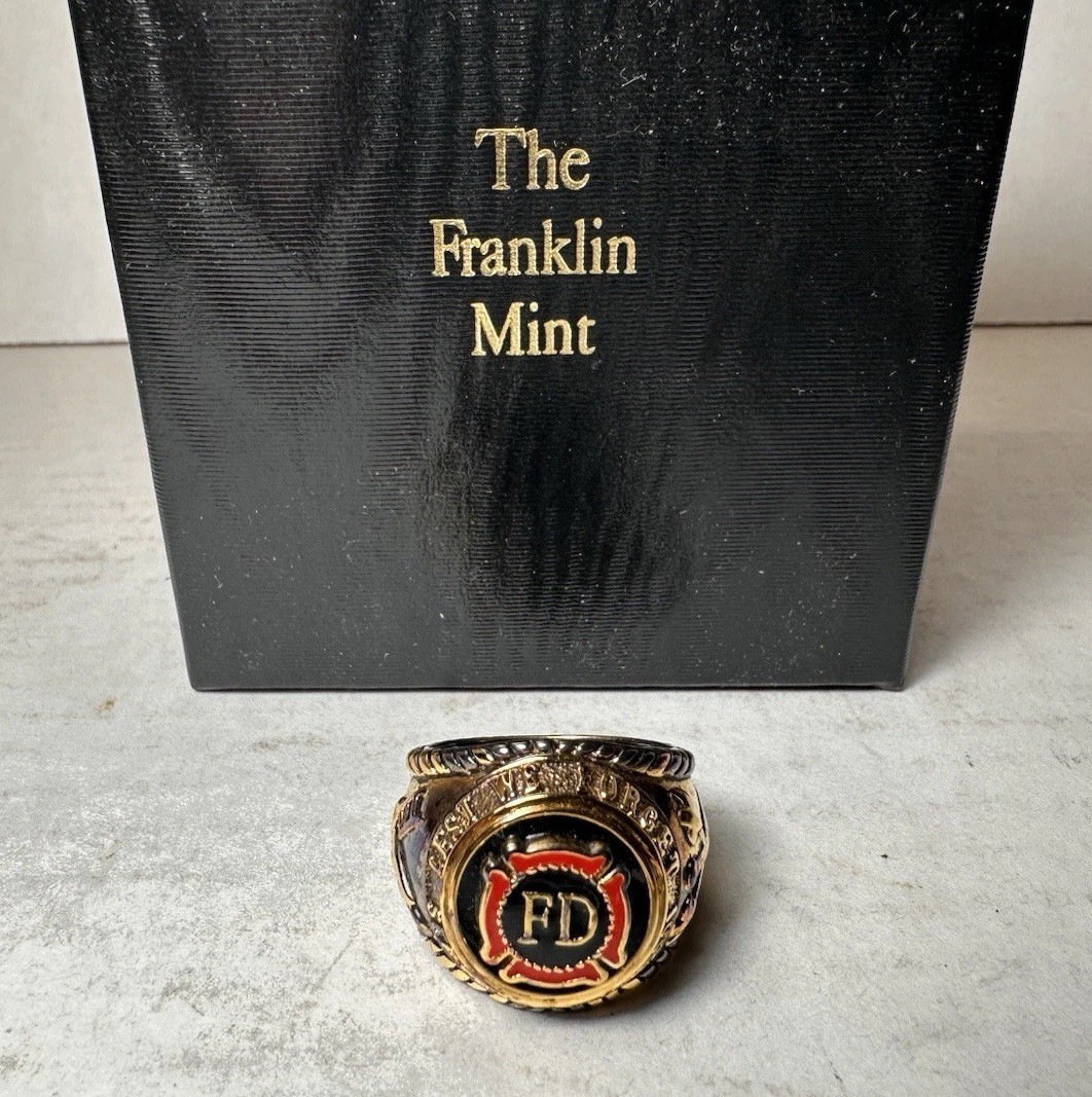 Franklin Mint Badge Of Honor September 11 2001 Firefighters Ring Size 8 RARE Franklin Mint Badge Of Honor September 11 2001 Firefighters Ring Size 8 RARE