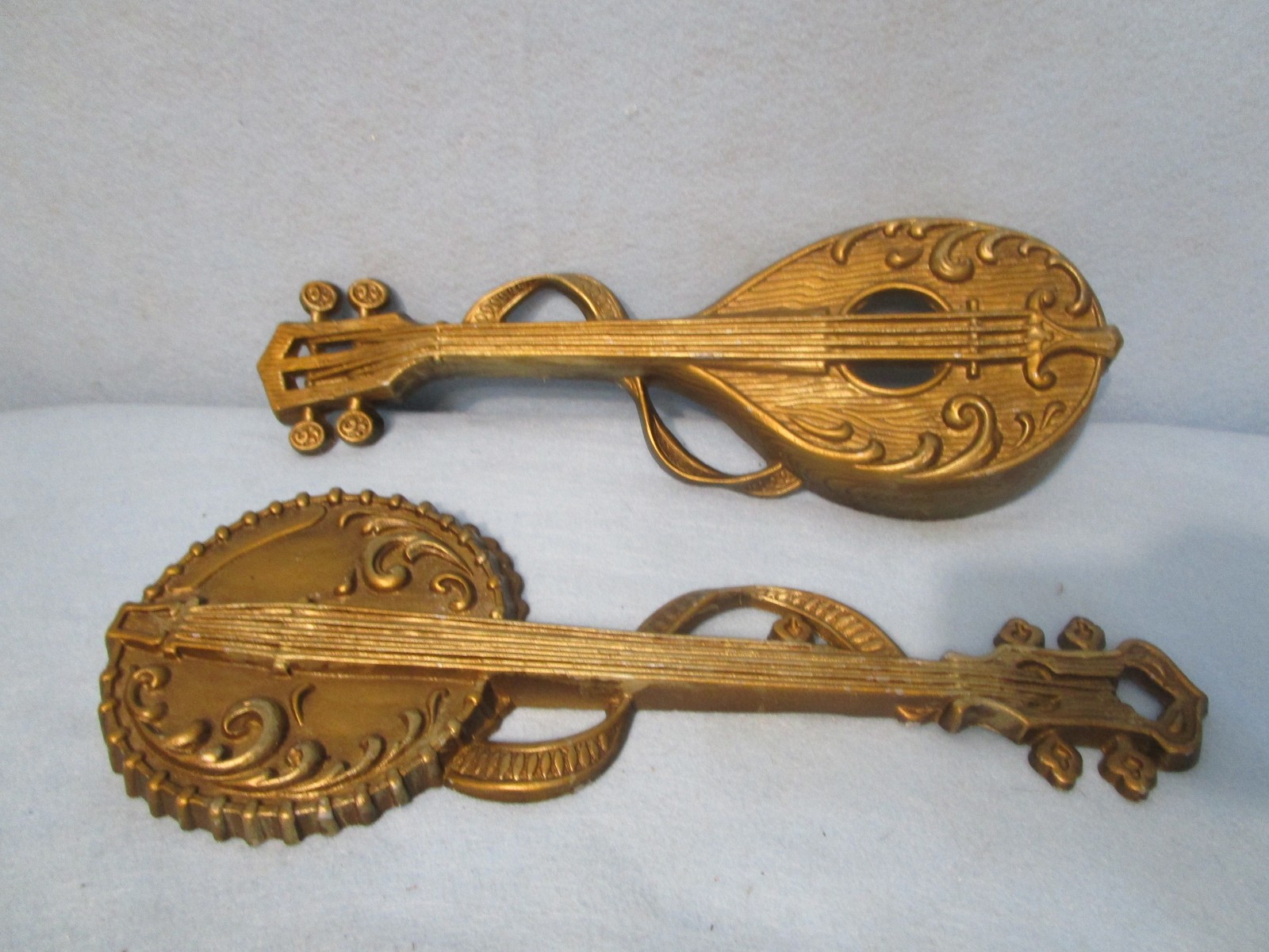 Vintage metal INSTRUMENT WALL HANGING retro midcentury lyre mandolin SEXTON 1976