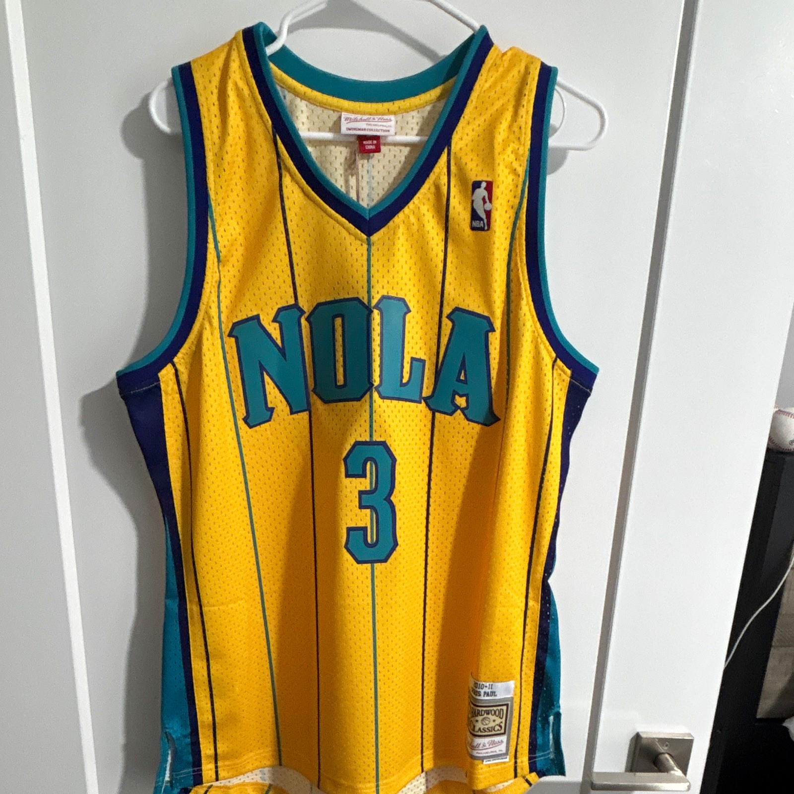 Mitchell & Ness New Orleans Hornets Chris Paul Jersey Swingman Men’s (L) NWT