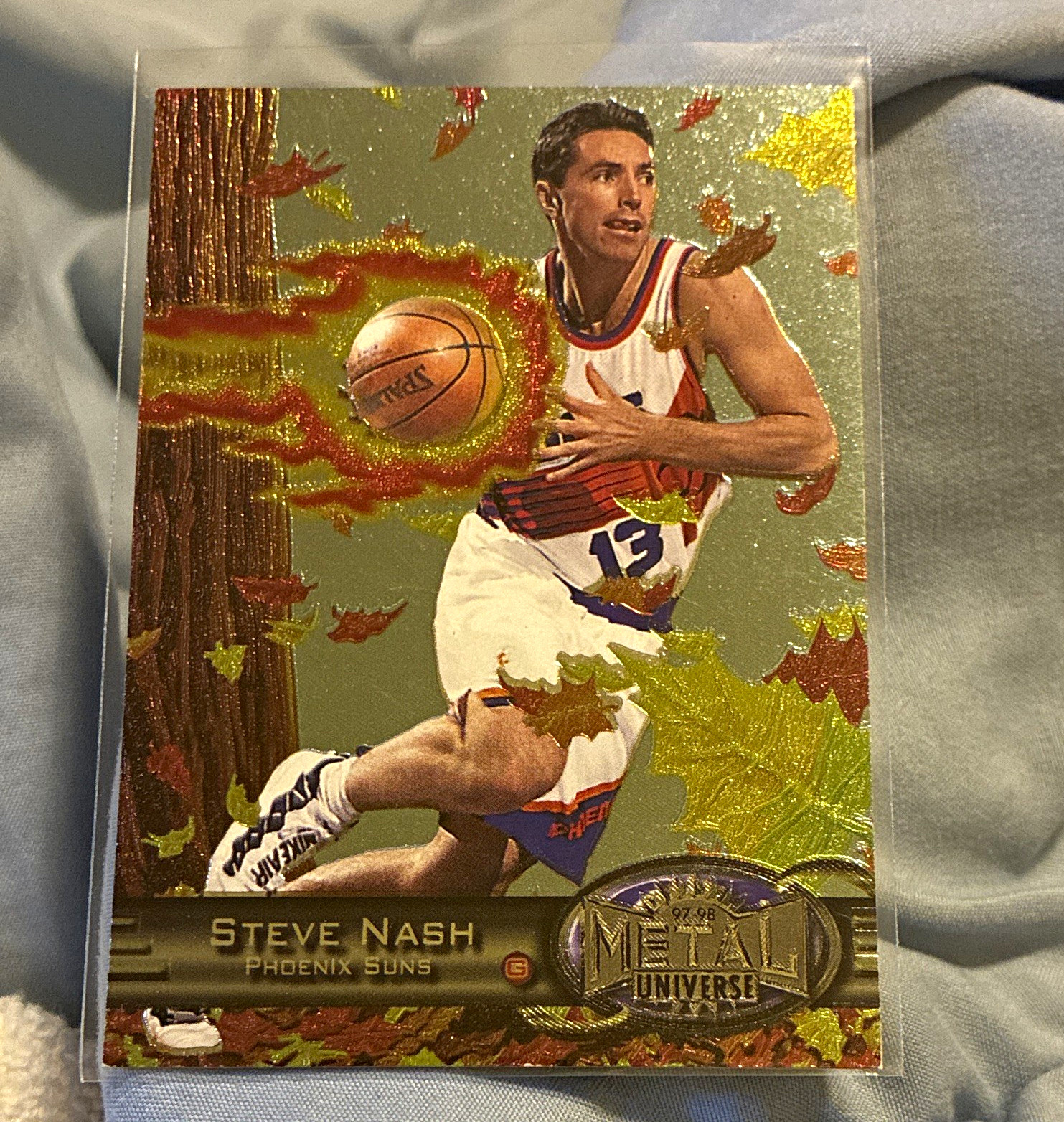 SkyBox 1997-98 Metal Universe Steve Nash #101 Phoenix Suns Base Set SkyBox 1997-98 Metal Universe Steve Nash #101 Phoenix Suns Base Set