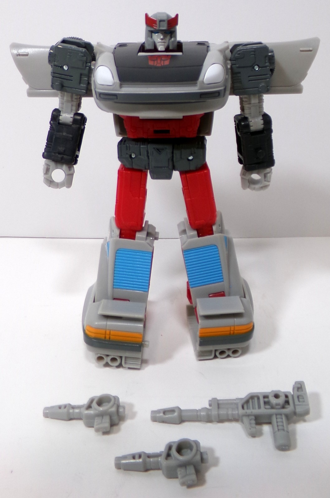 Transformers AOTP Generations Selects 3-Pack Deluxe Class Bluestreak Complete