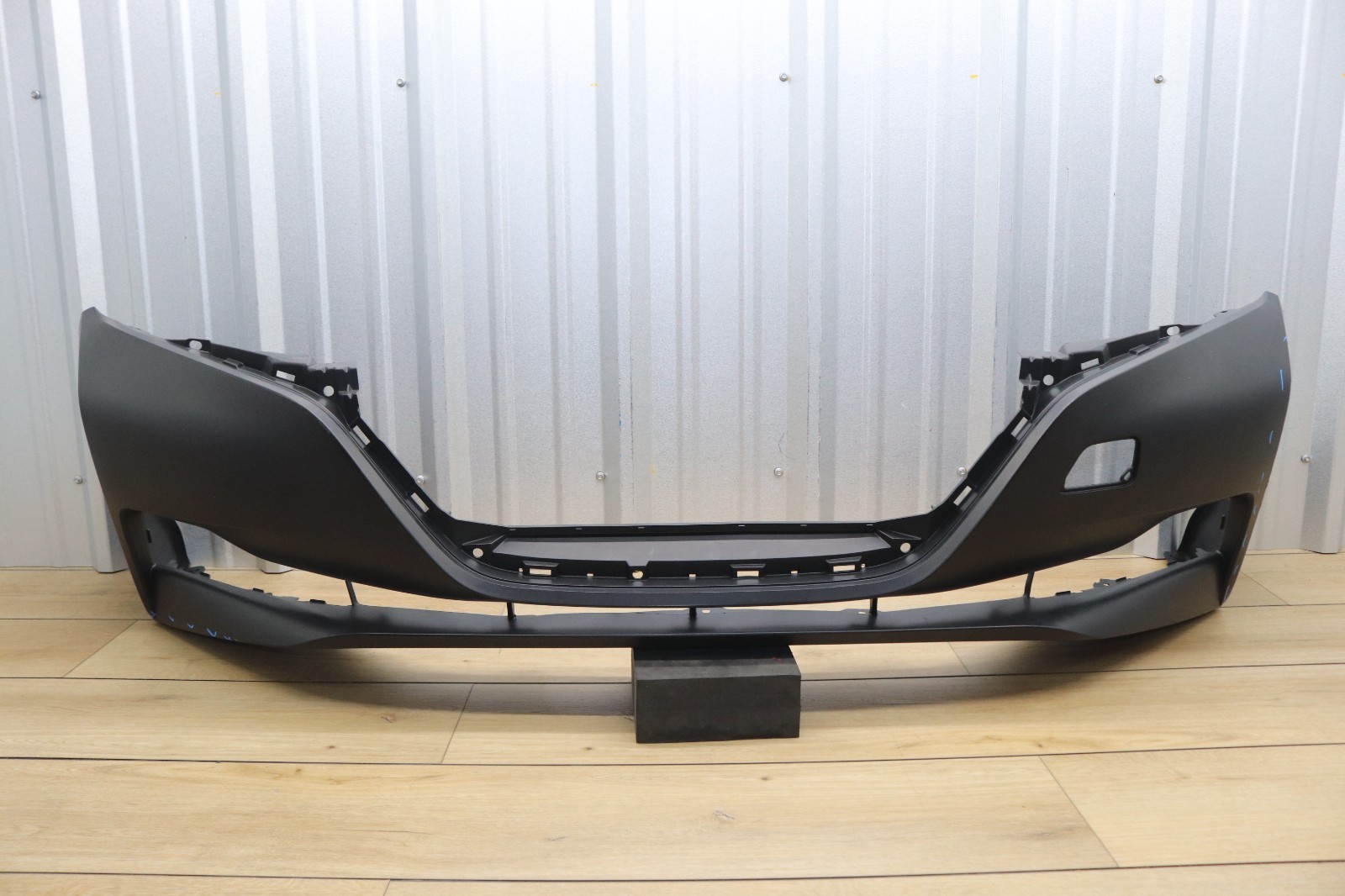2018-2025 NISSAN LEAF FRONT BUMPER (AFTERMARKET) 2018-2025 NISSAN LEAF FRONT BUMPER (AFTERMARKET)
