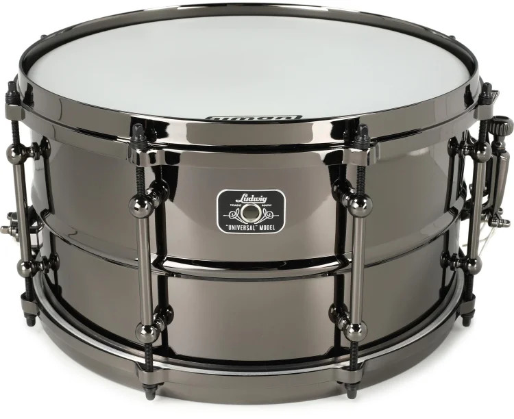Ludwig Universal Brass Snare Drum - 7 inches x 13 inches, Polished
